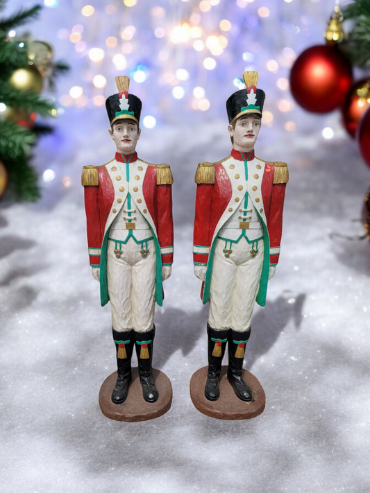 🌟 Life-Size Pair of Soldiers and Santa Claus 🌟
