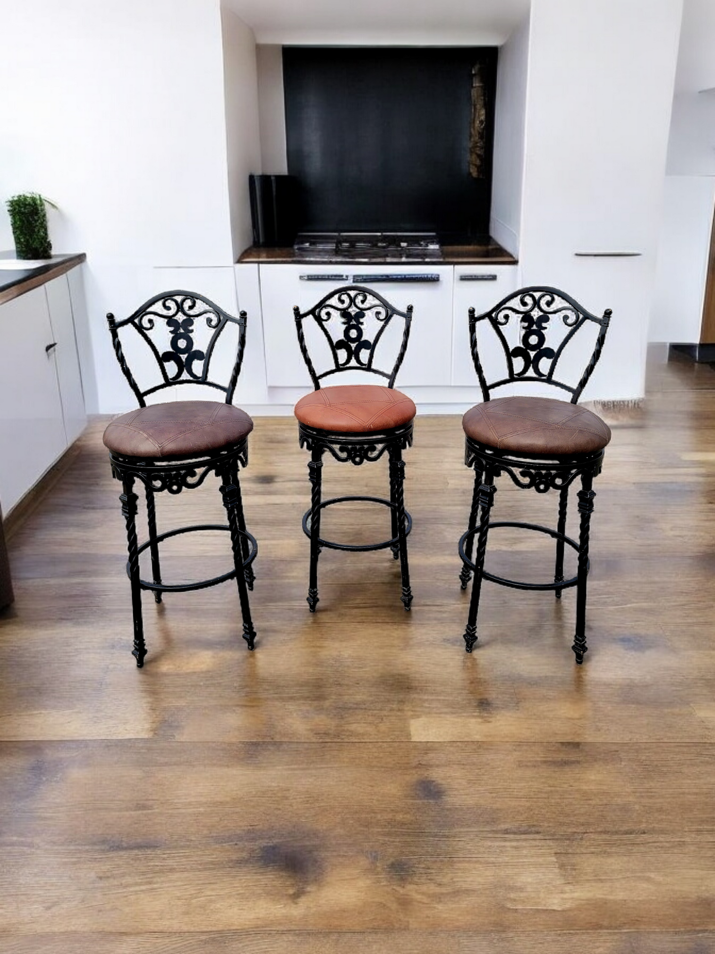🪑🪑🪑 Wrought Iron Benches - Add a Touch of Elegance to Your Space with These Swivel Benches! 🪑🪑🪑