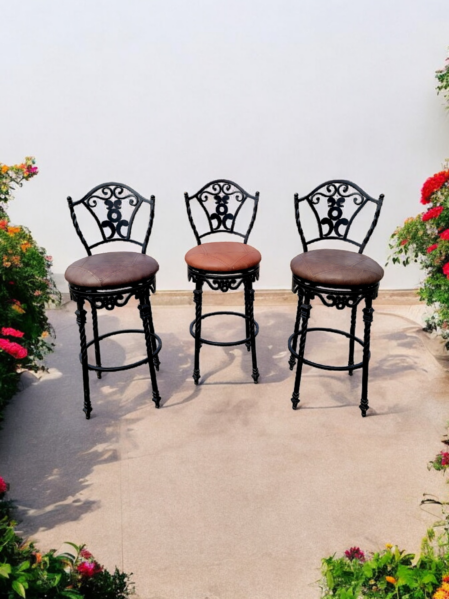 🪑🪑🪑 Wrought Iron Benches - Add a Touch of Elegance to Your Space with These Swivel Benches! 🪑🪑🪑