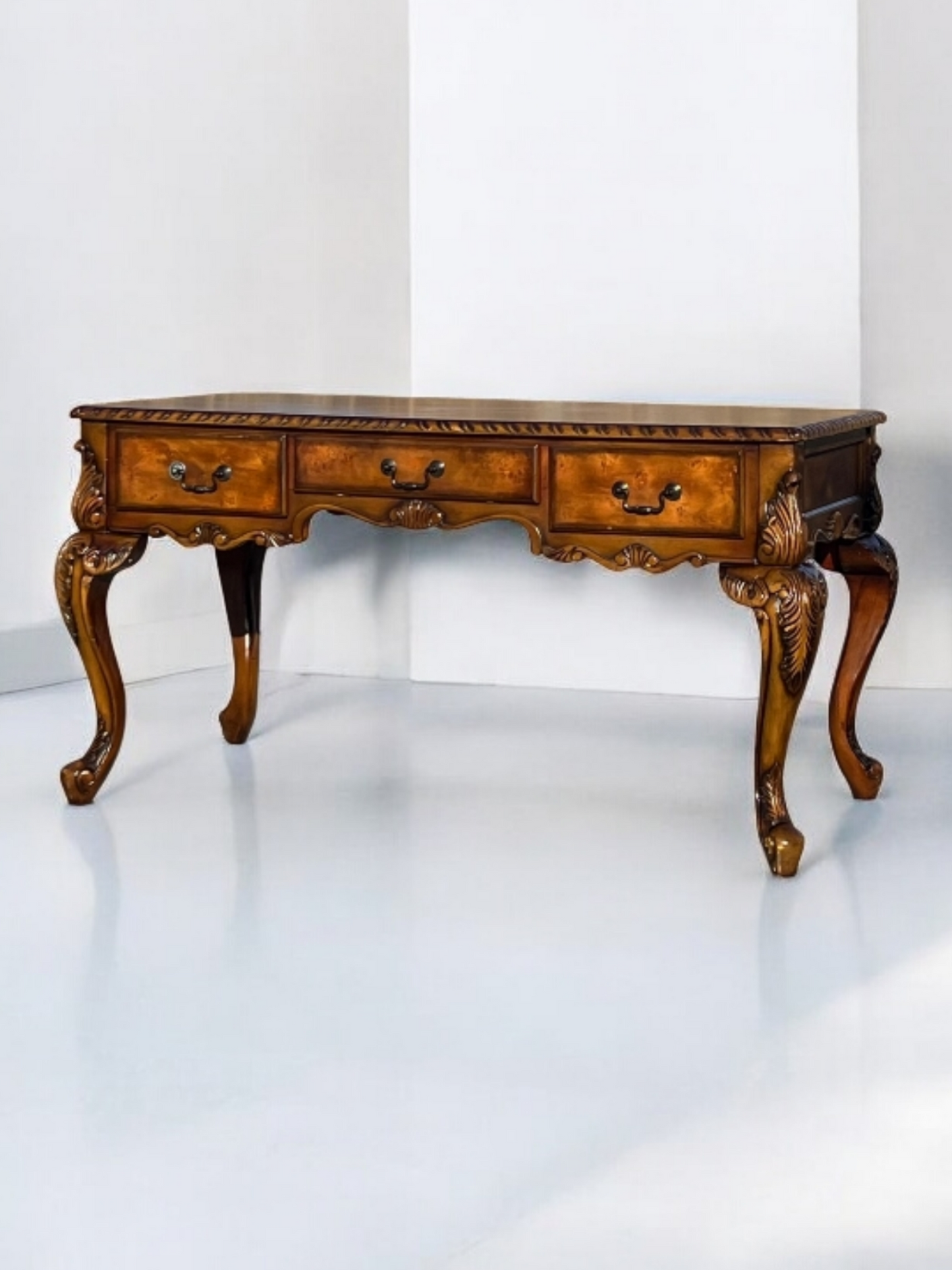 ✨Traditional Walnut Wood Executive Desk✨