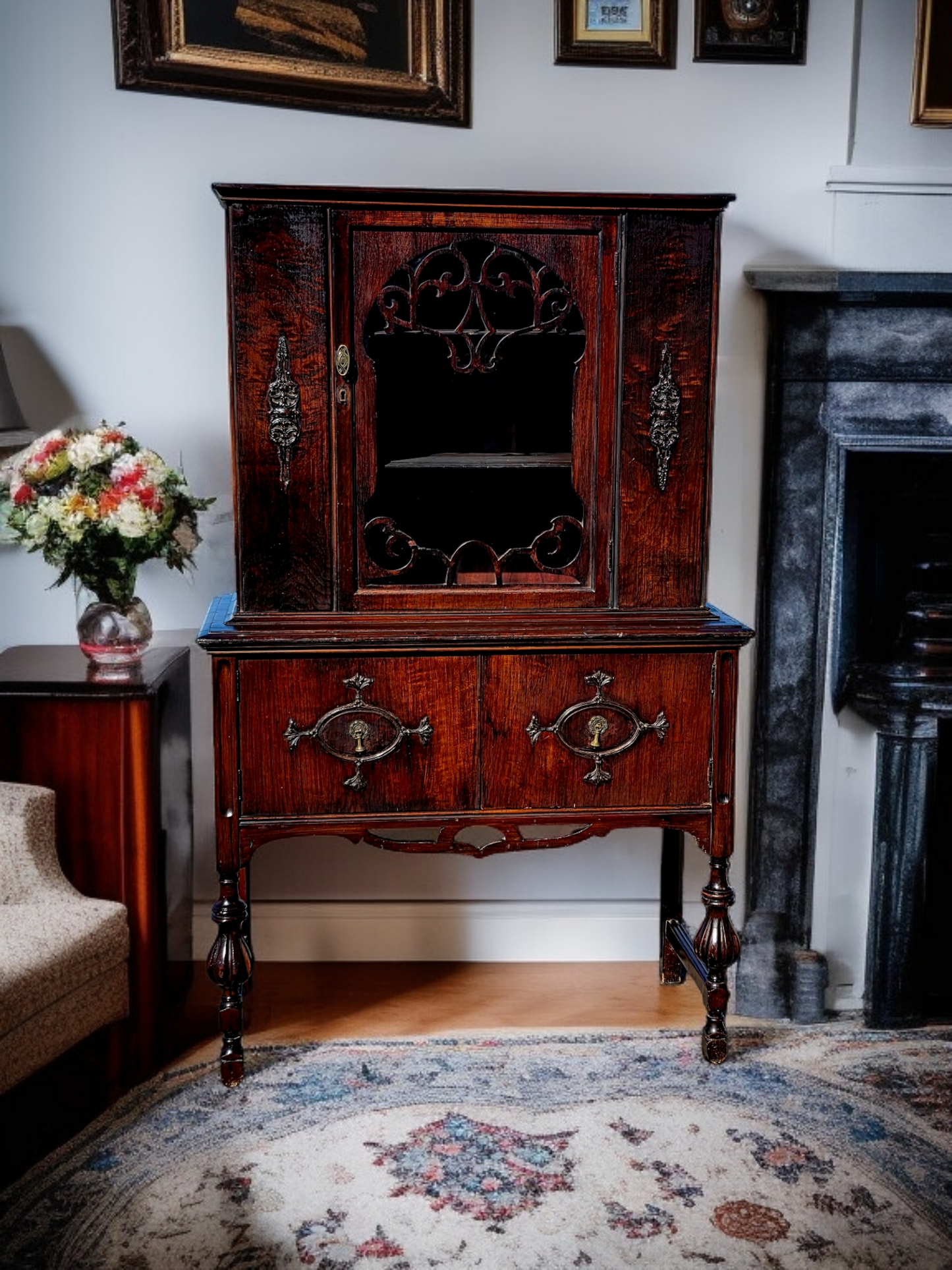 📜🏛️ 📜Vitrina Antigua de Madera De Caoba – Elegancia Centenaria📜🏛️ 📜