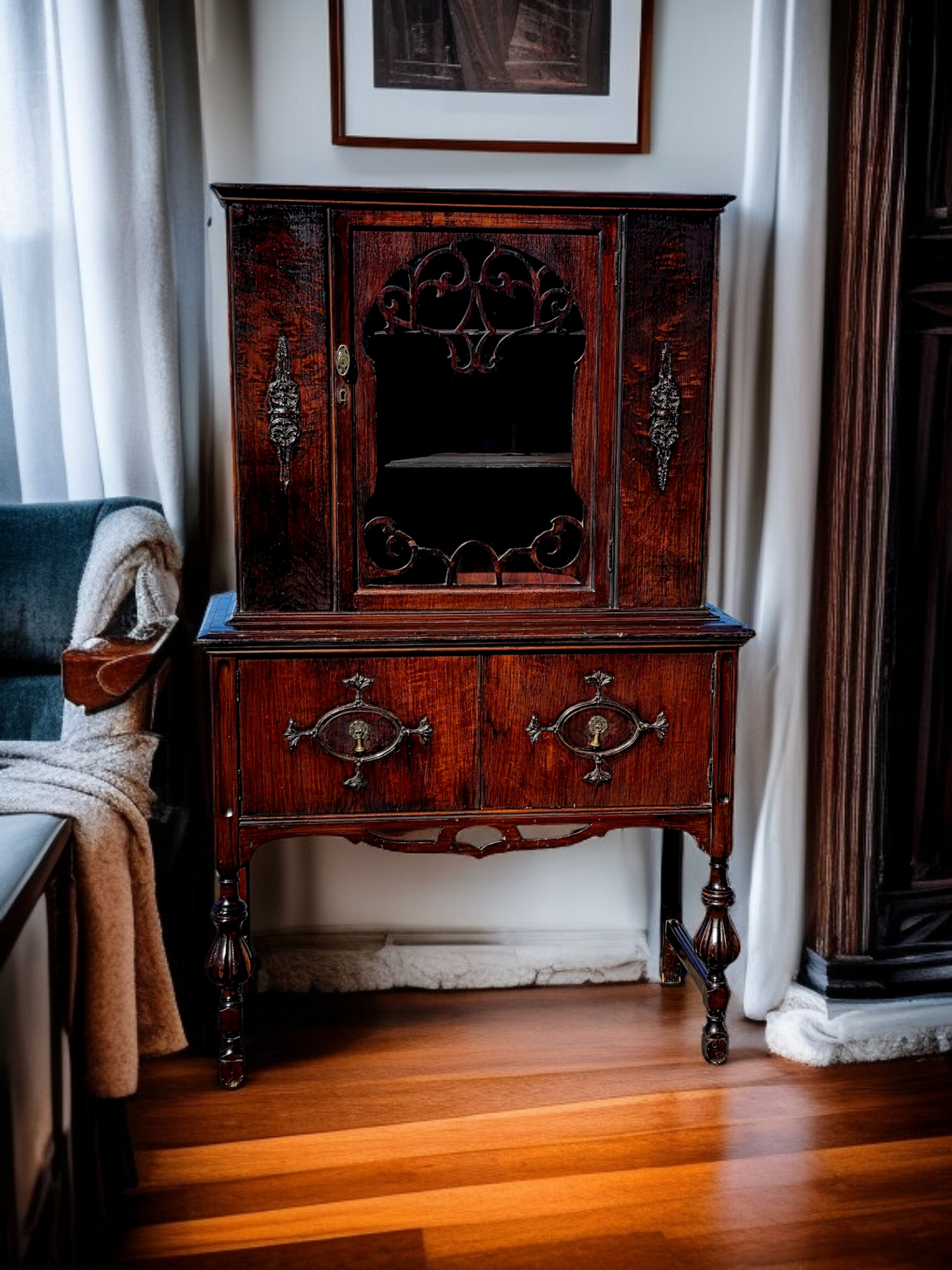 📜🏛️ 📜Vitrina Antigua de Madera De Caoba – Elegancia Centenaria📜🏛️ 📜