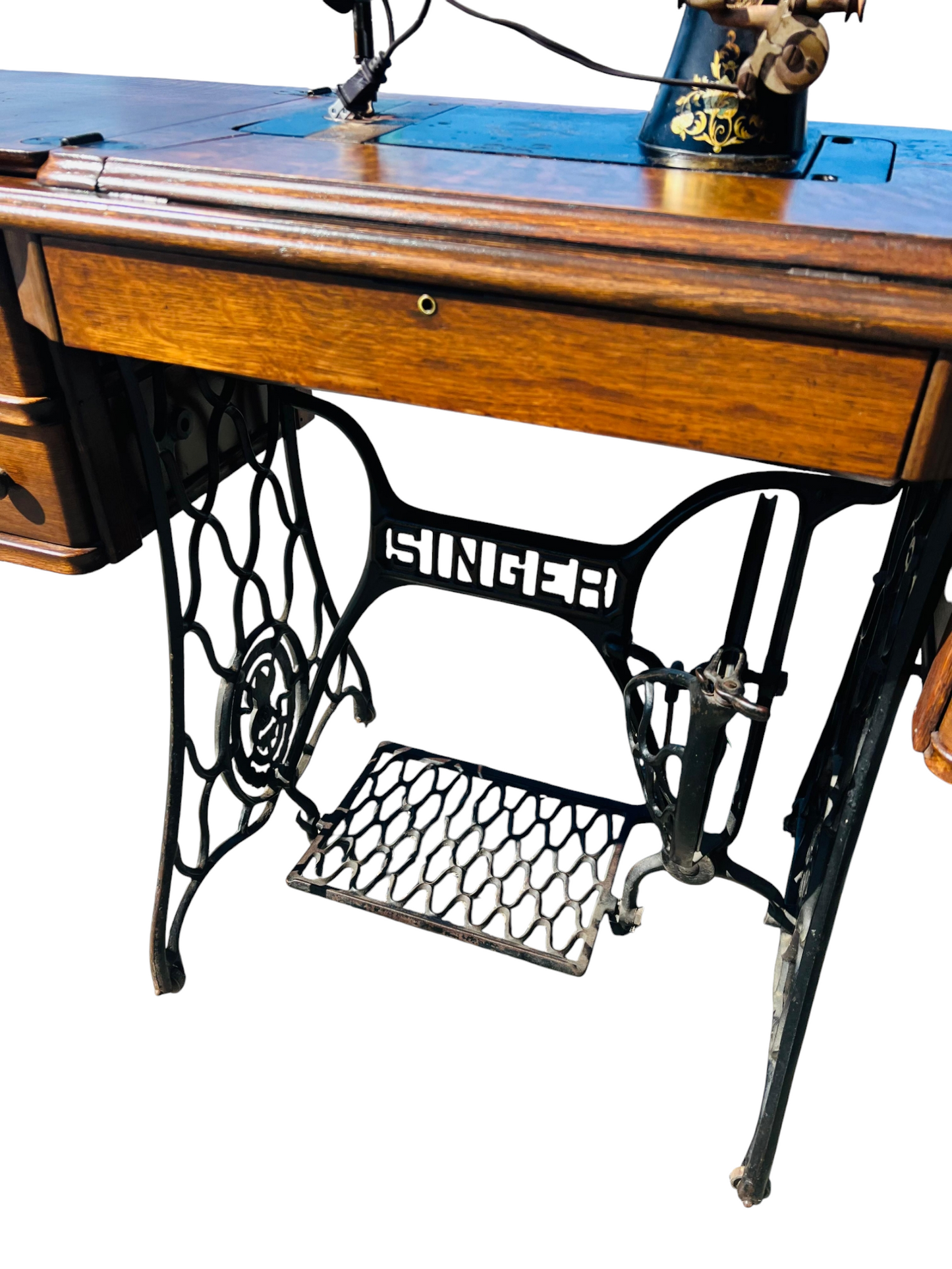 🕰️ Singer del siglo XIX convertida en lampara decorativa con vitrales en tonos otoñales🔱