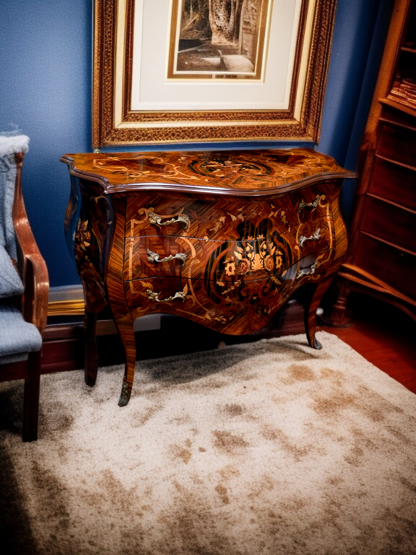 ⚜️Bombé francés con marquetería e incrustaciones en bronce dorado 🇫🇷