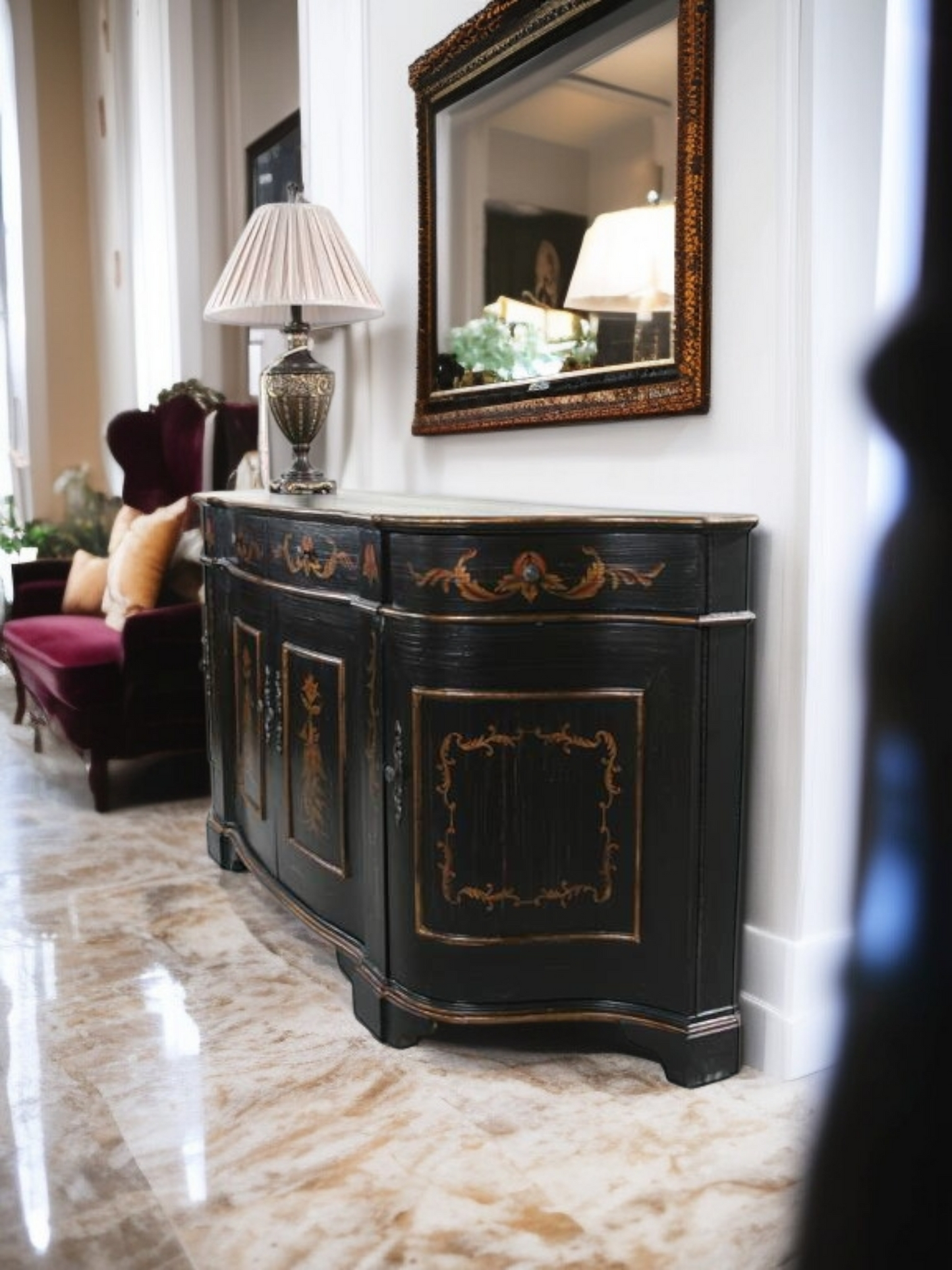 🌿Bufetero Clásico con Ave Fénix – Obra Maestra de Ultimate Accents🌿