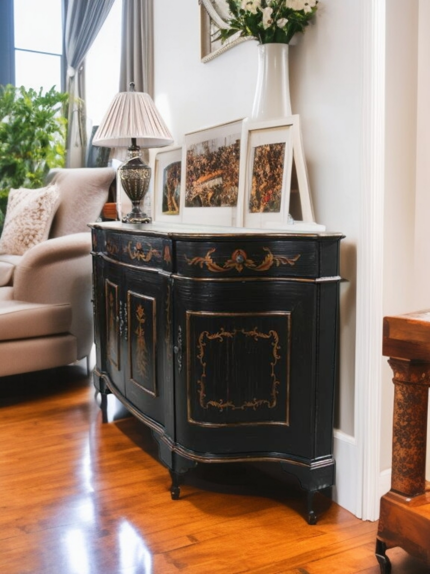 🌿Bufetero Clásico con Ave Fénix – Obra Maestra de Ultimate Accents🌿