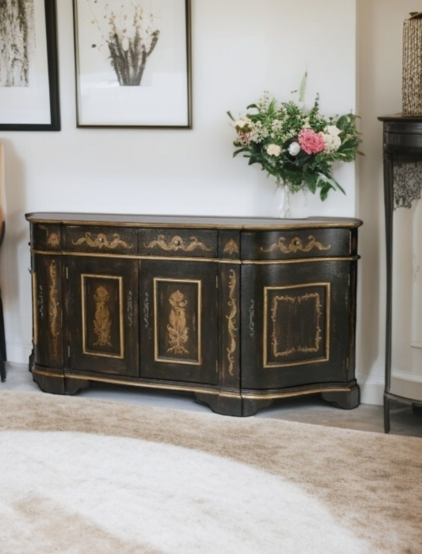 🌿Bufetero Clásico con Ave Fénix – Obra Maestra de Ultimate Accents🌿