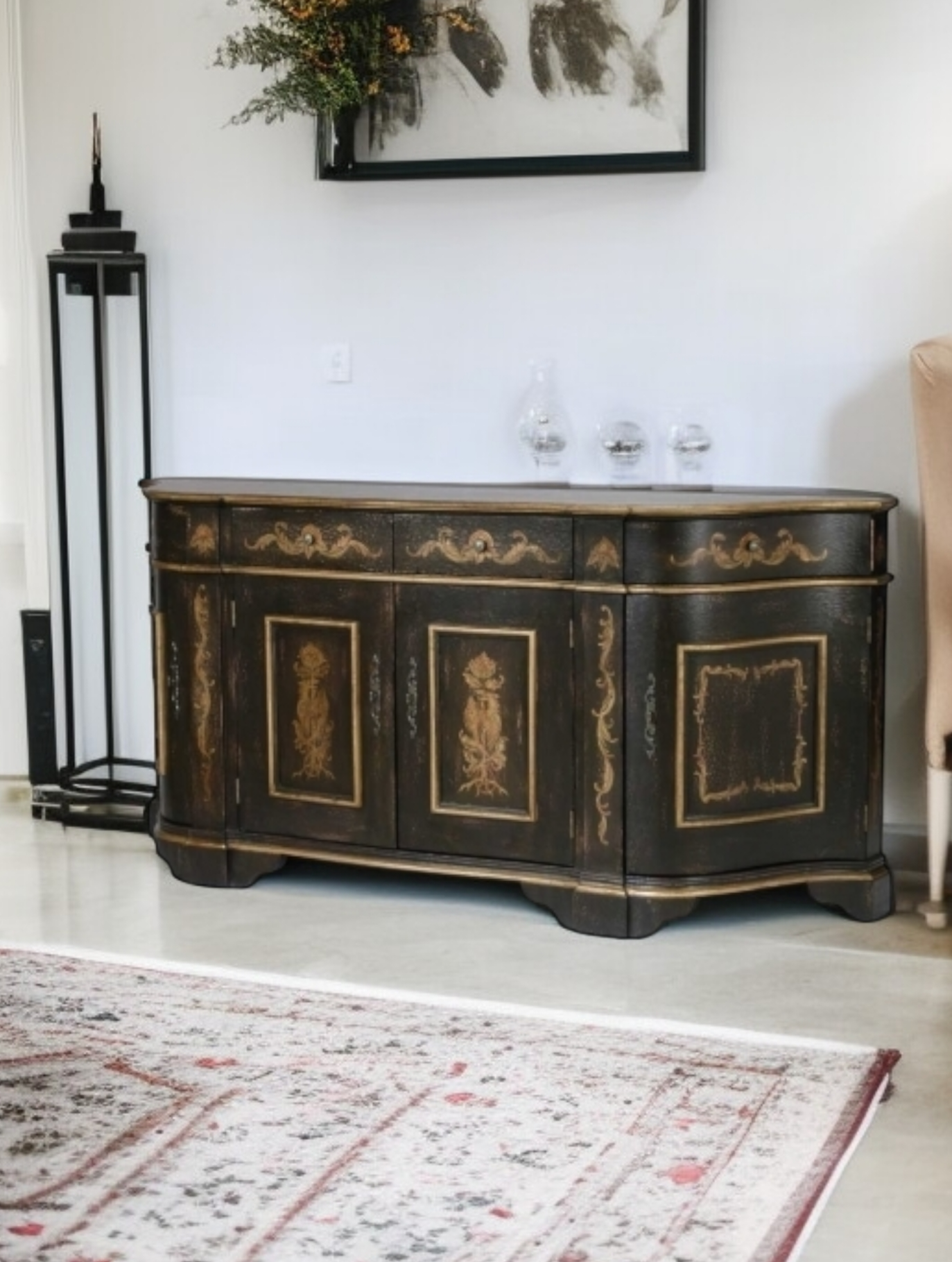 🌿Bufetero Clásico con Ave Fénix – Obra Maestra de Ultimate Accents🌿