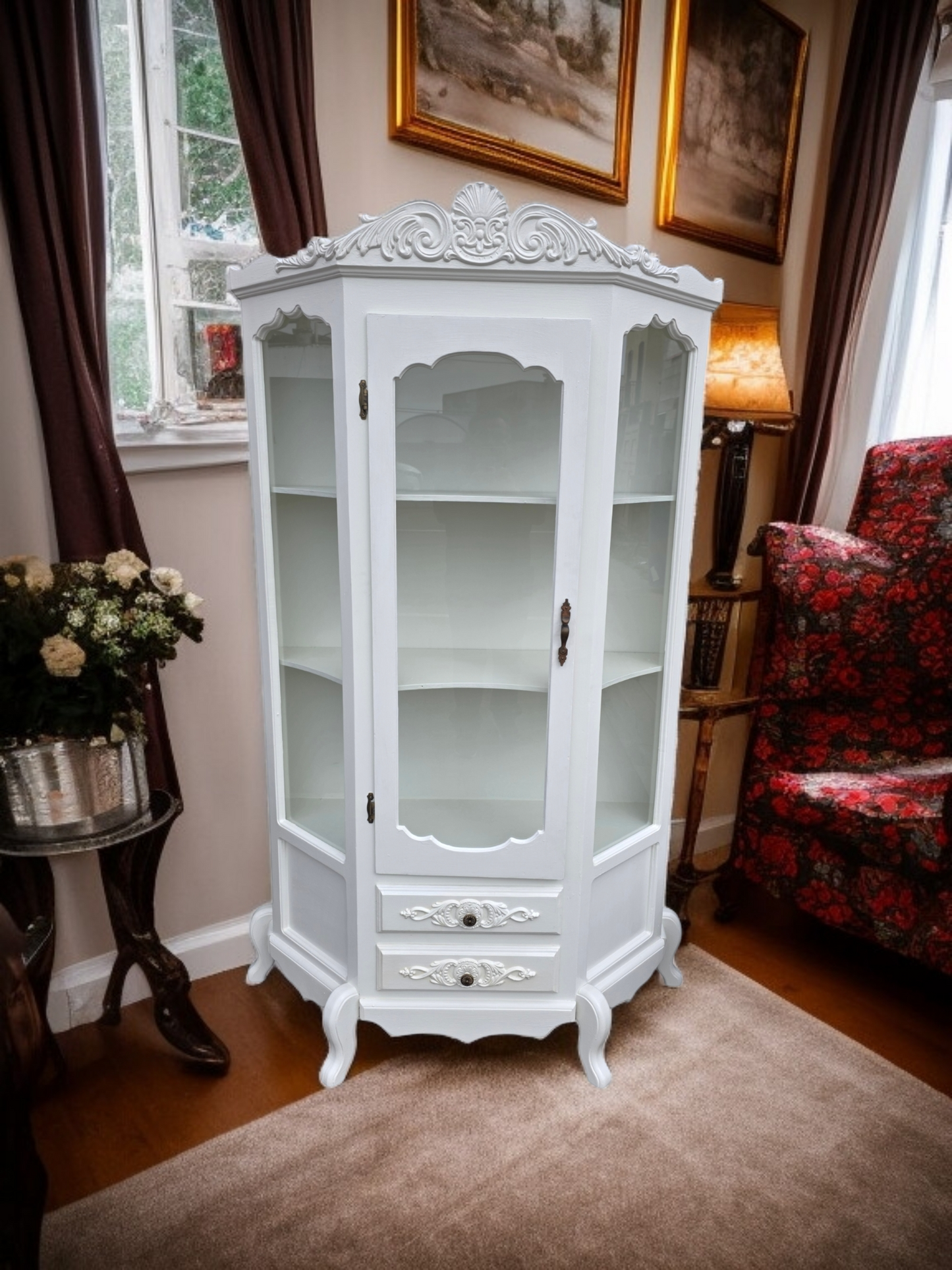 🏰 Vitrina De Madera - Blanco Perla Con Ornamentacion Clasica🏰