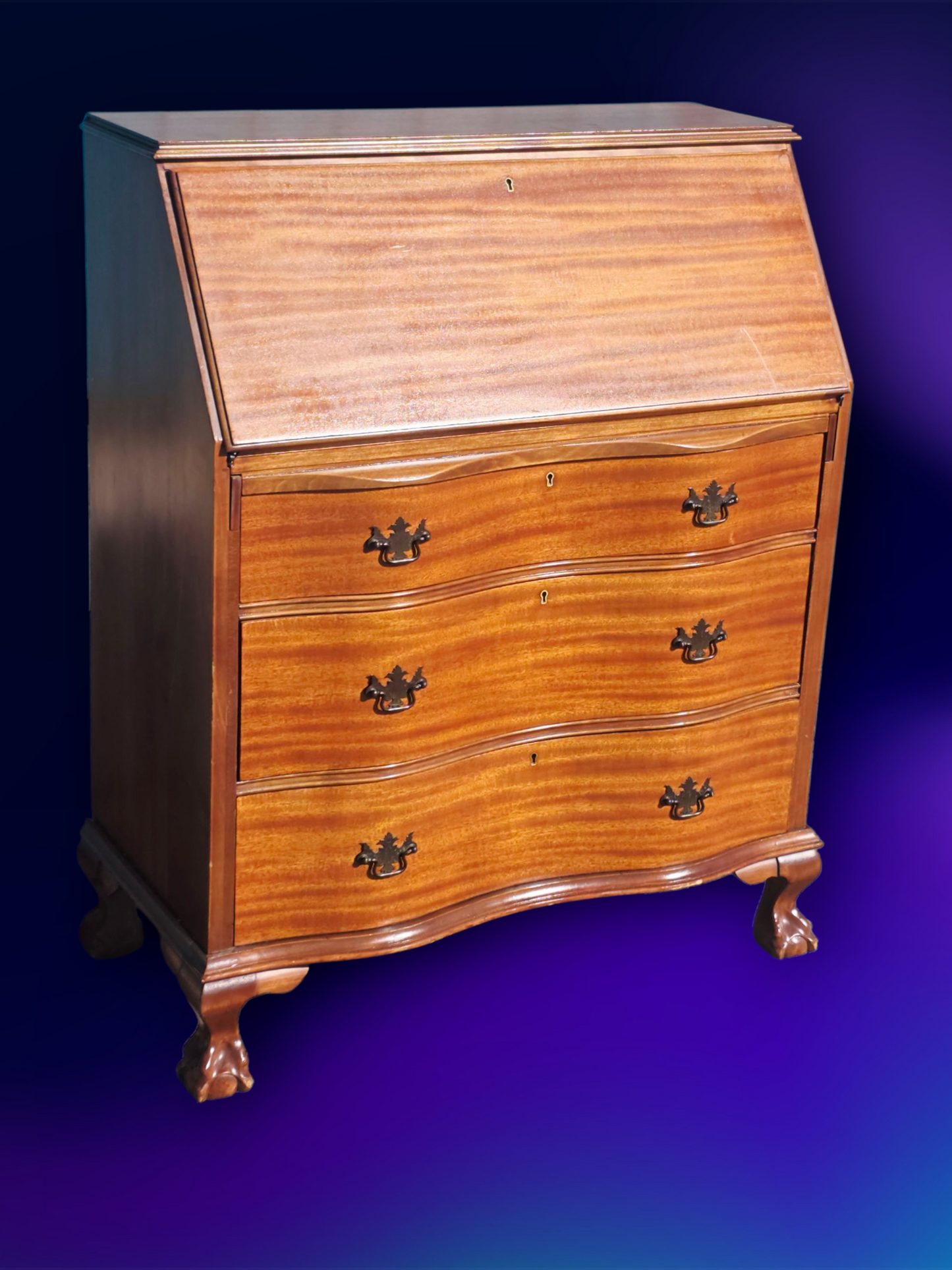✒️ Antique Secretary Desk in Tiger Maple Wood – Federal Elegance with Claw and Ball Feet 🪶