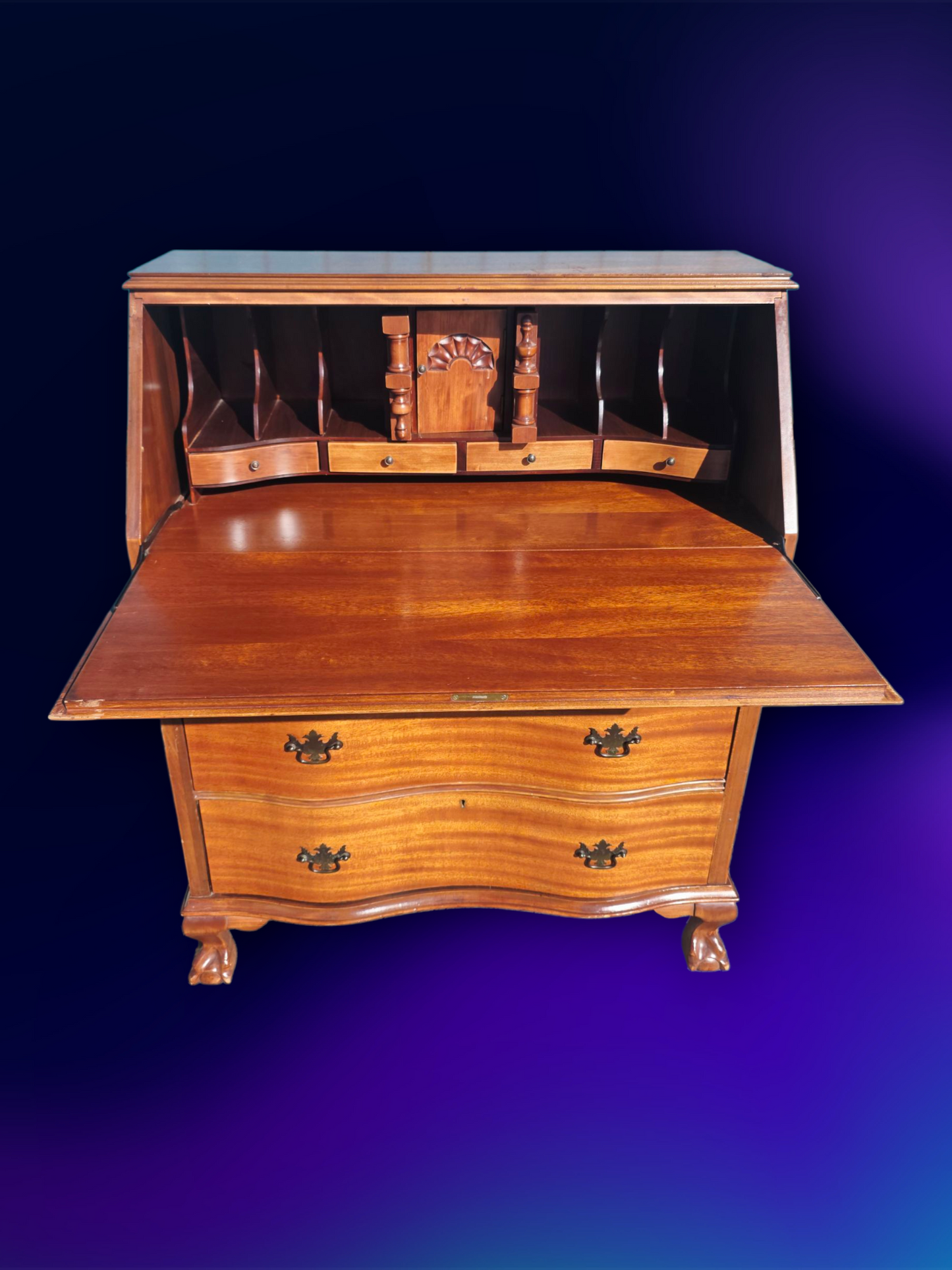 ✒️ Antique Secretary Desk in Tiger Maple Wood – Federal Elegance with Claw and Ball Feet 🪶