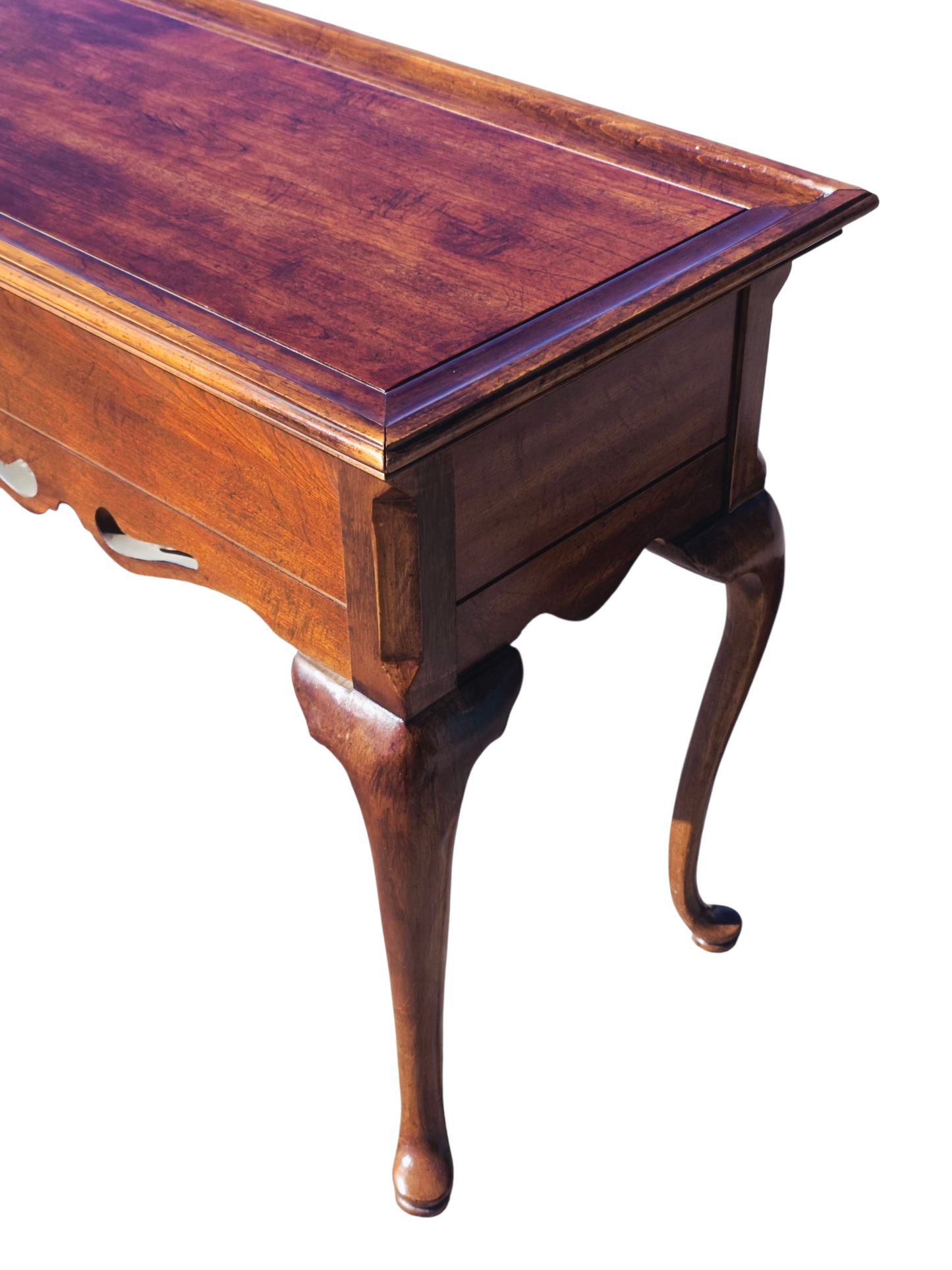 🌿✨Classic Carved Wood Credenza – Timeless Elegance for Spaces with Soul ✨🌿