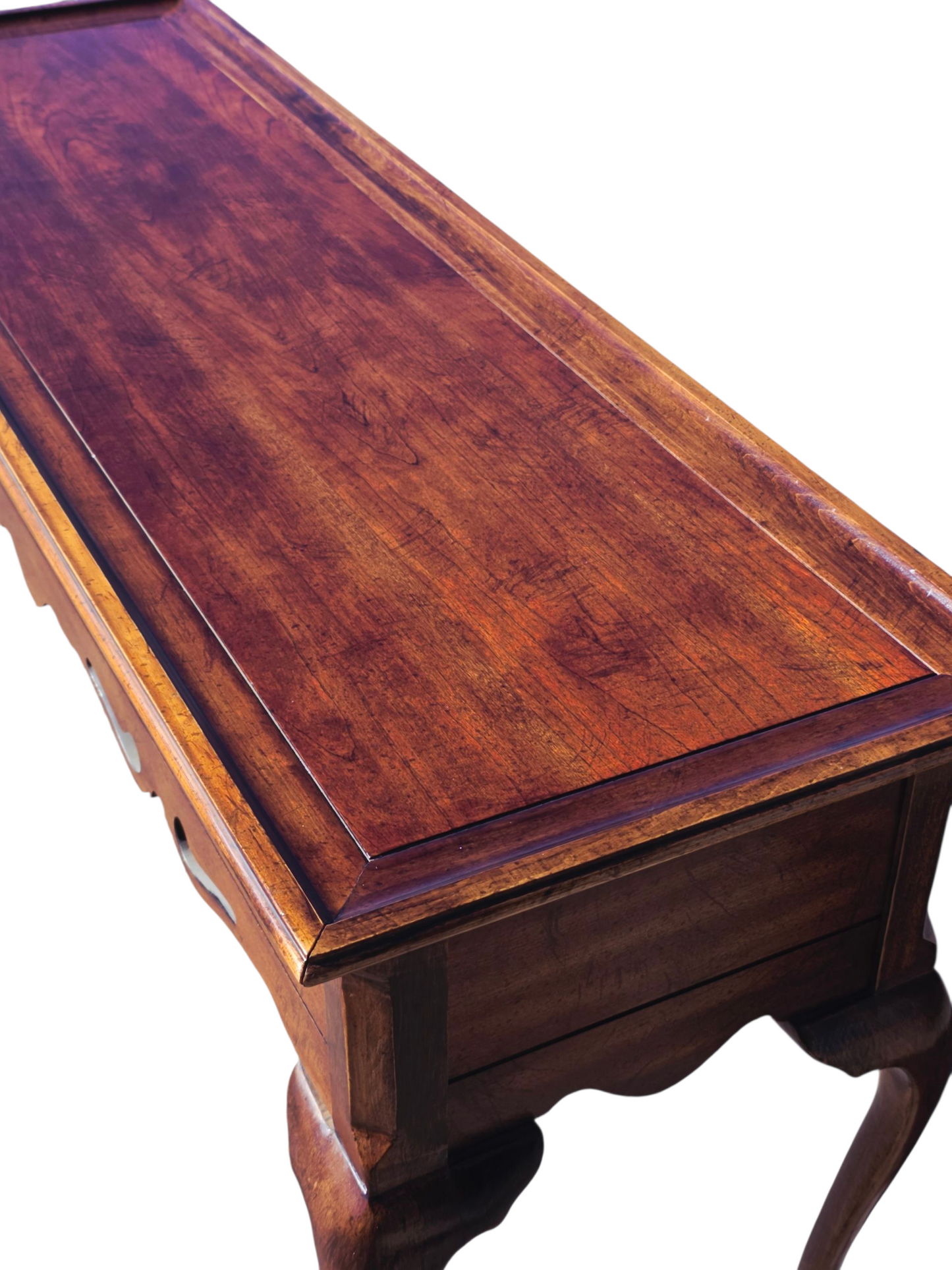 🌿✨Classic Carved Wood Credenza – Timeless Elegance for Spaces with Soul ✨🌿