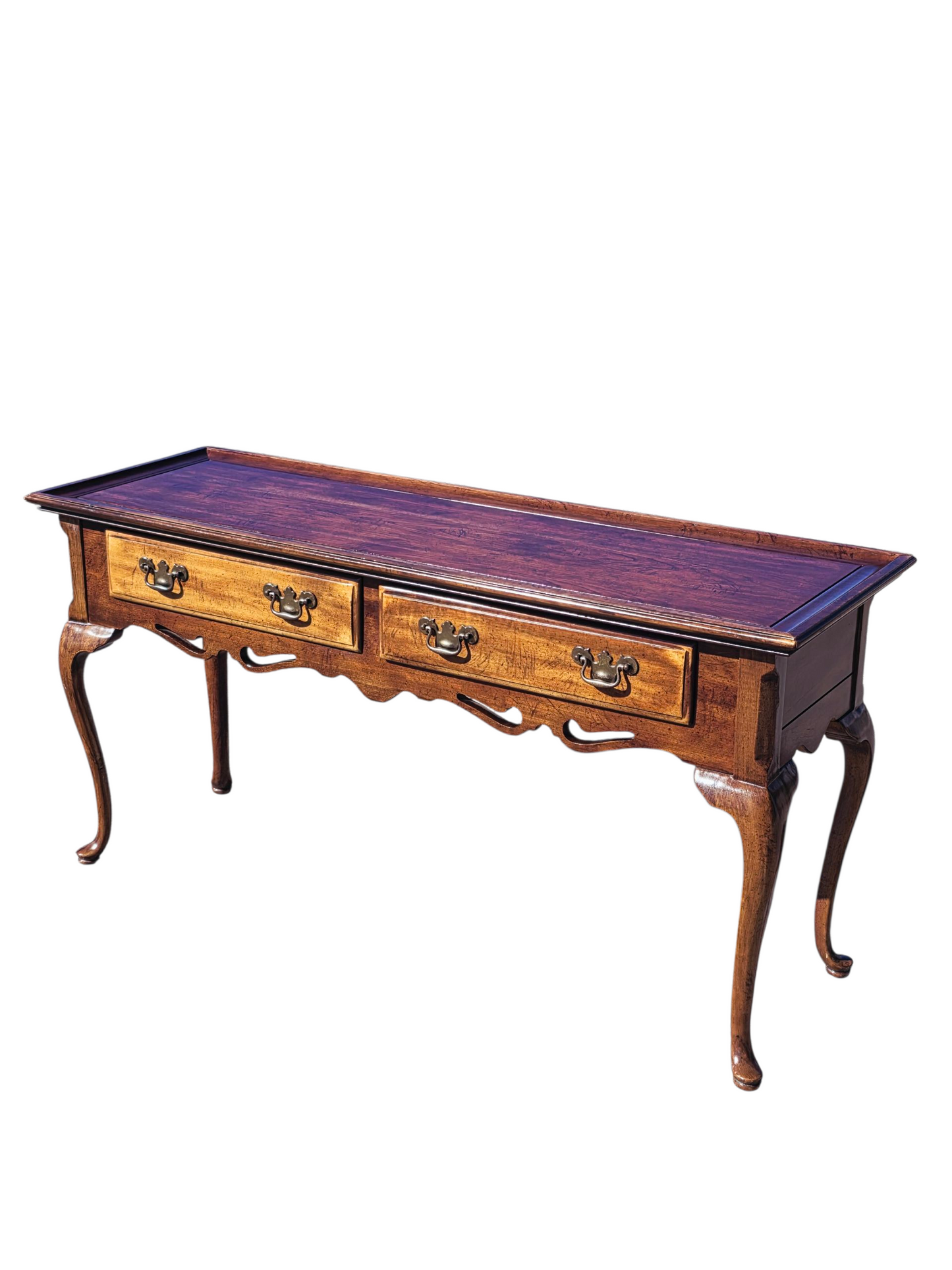 🌿✨Classic Carved Wood Credenza – Timeless Elegance for Spaces with Soul ✨🌿