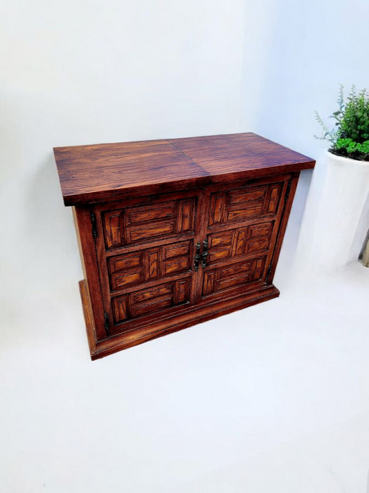 🪶 Gabinete de Madera con Cubierta Extensible – Nobleza Artesanal y Versatilidad Ceremonial 🪶