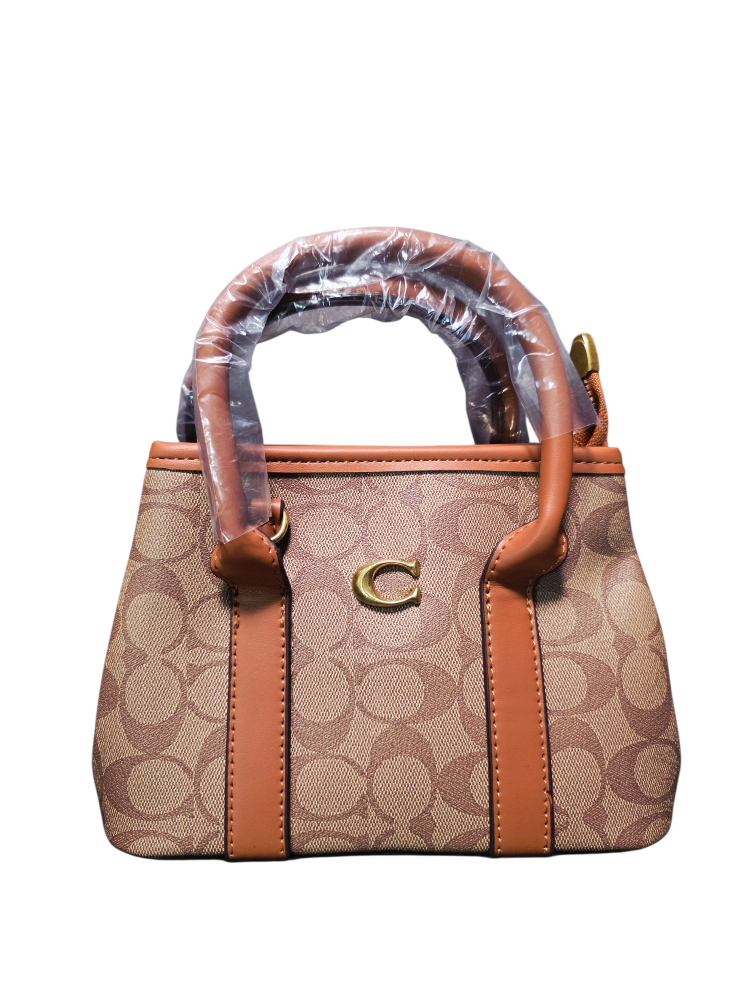 🕊️👜 Coach Beige Handbag for Women – Timeless Elegance and Sophisticated Character ✨🌸