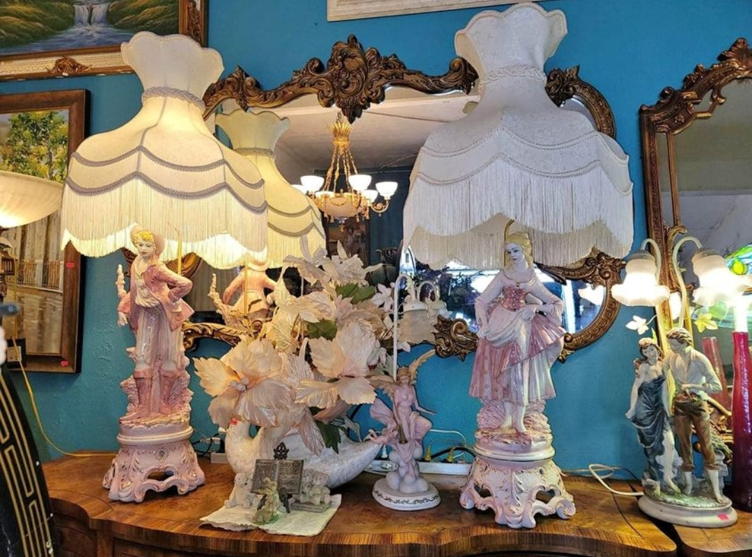 ✨CAPODIMONTE PORCELAIN LAMPS!✨