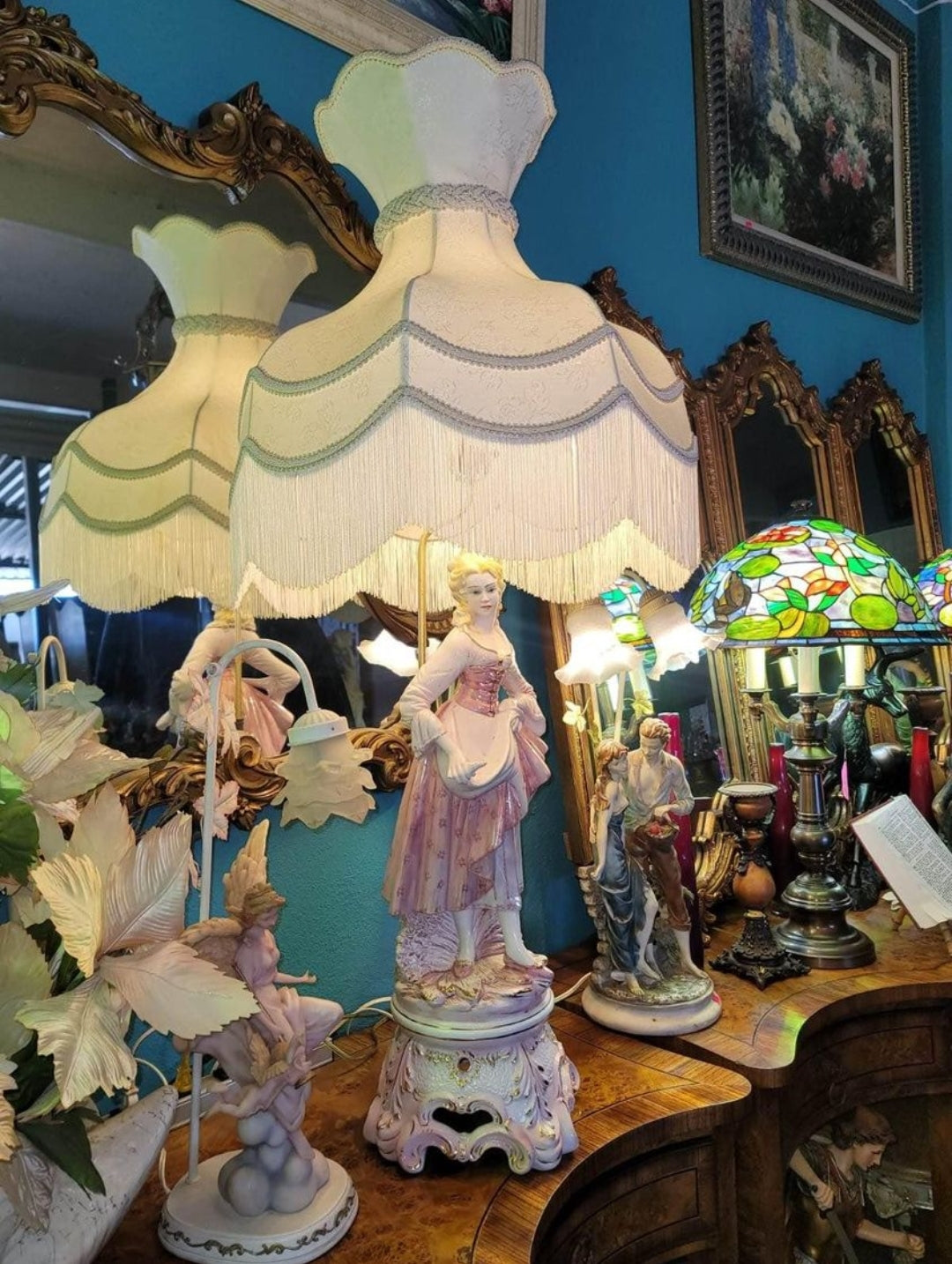 ✨CAPODIMONTE PORCELAIN LAMPS!✨