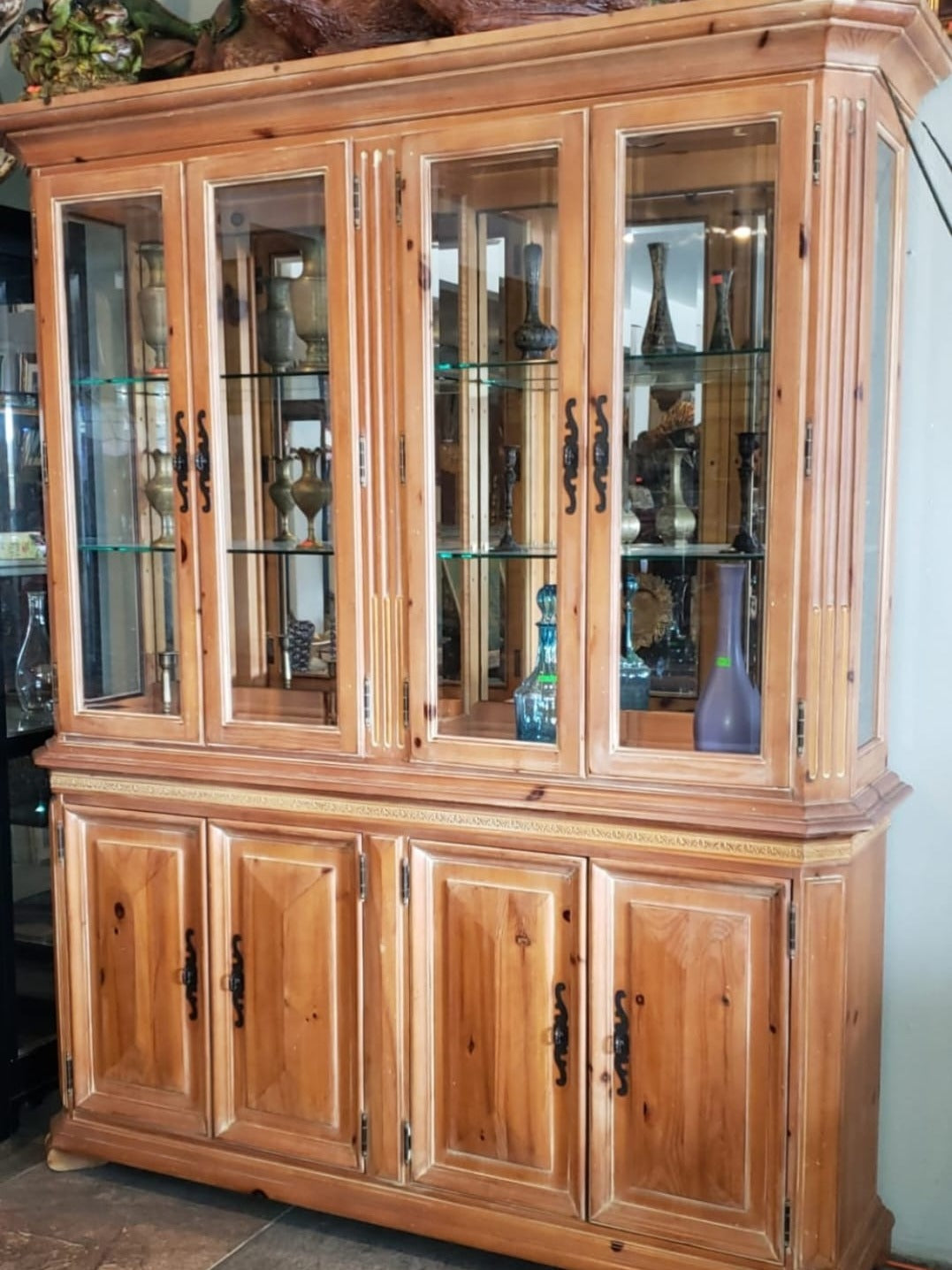 🏡🗝️Vitrina Rústica Thomasville🗝️🏡