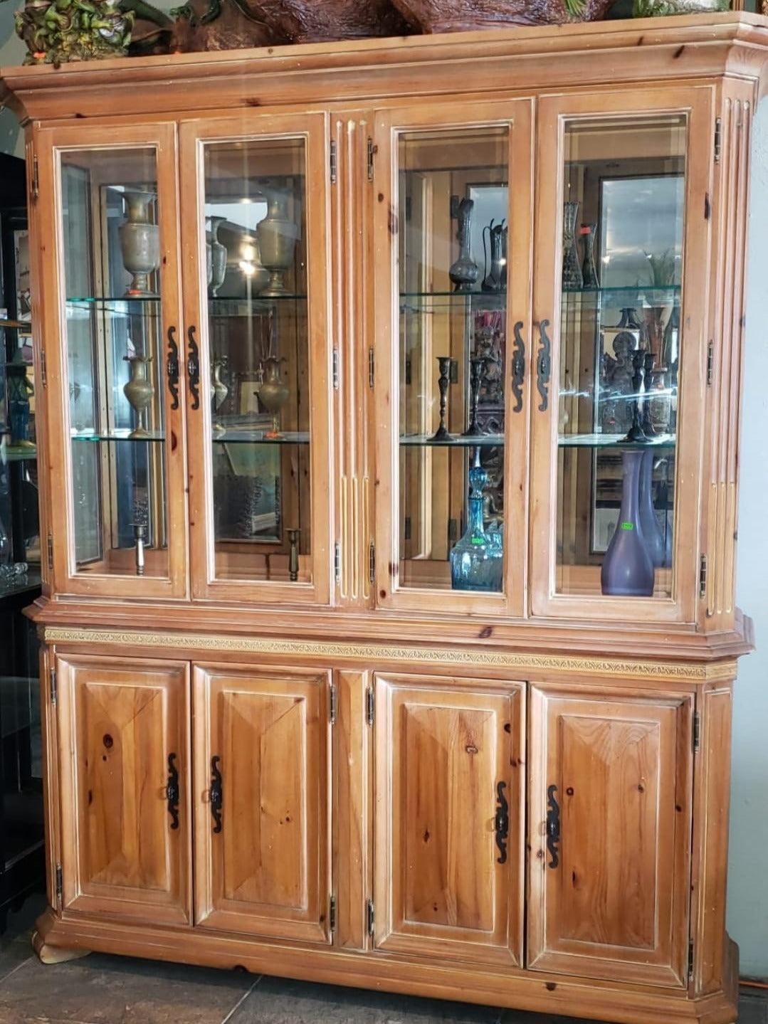 🏡🗝️Vitrina Rústica Thomasville🗝️🏡