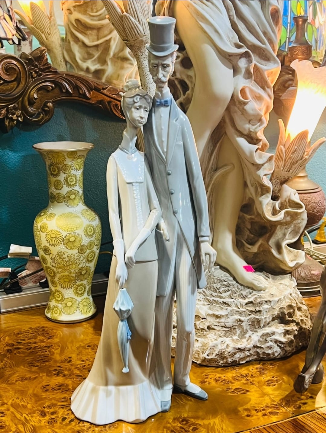 🌟 Escultura de Porcelana Fina Lladro 1033 - Vejez, año de emision 1969🕊️✨