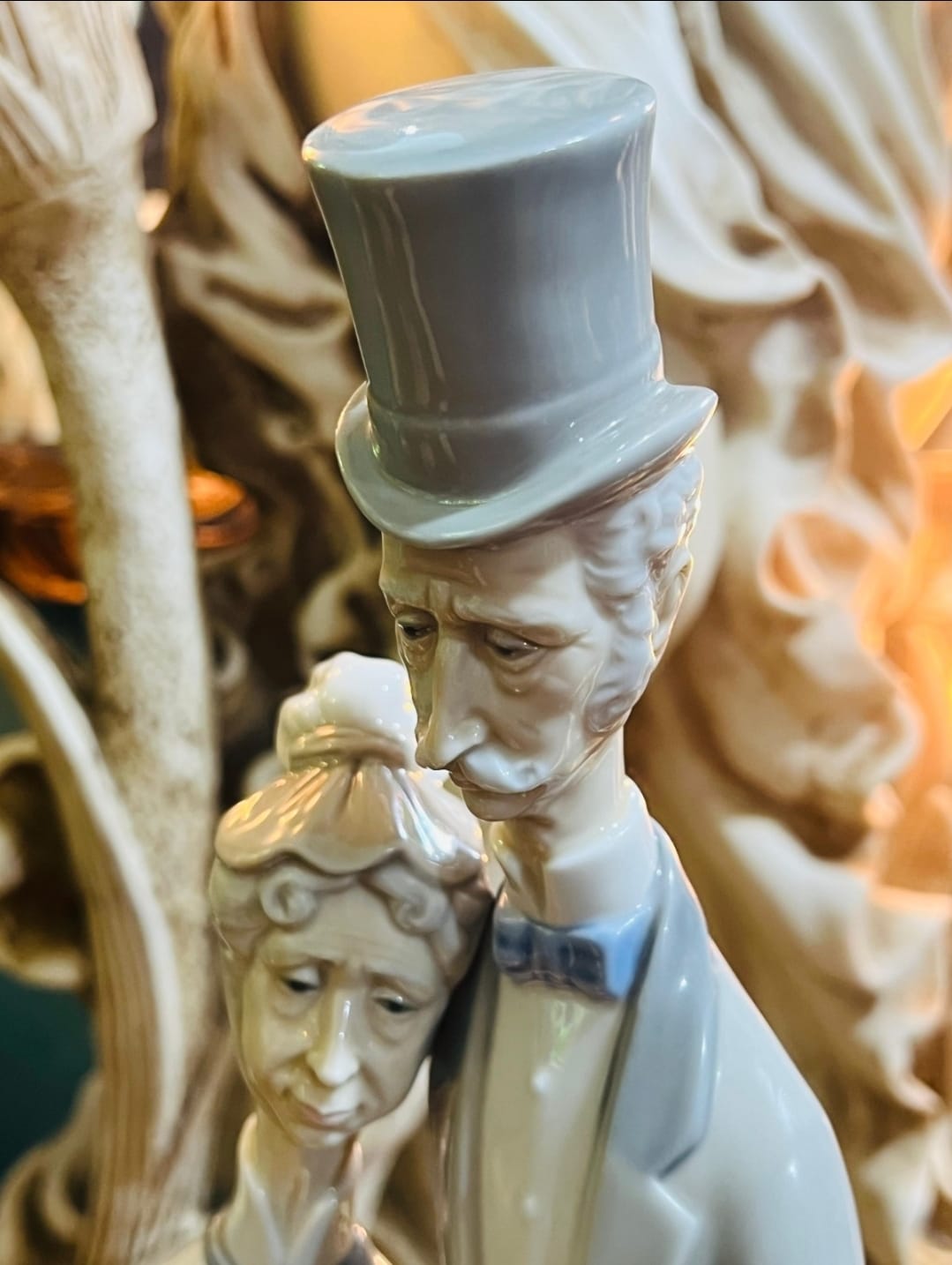 🌟 Escultura de Porcelana Fina Lladro 1033 - Vejez, año de emision 1969🕊️✨