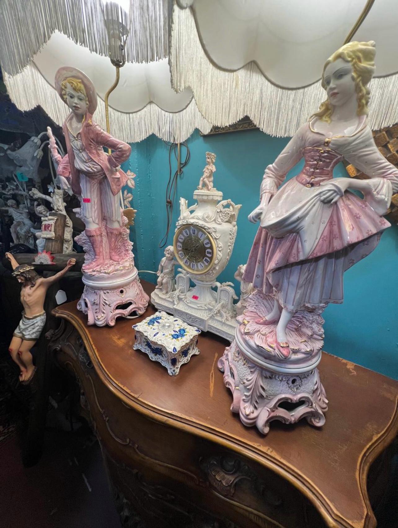 ✨CAPODIMONTE PORCELAIN LAMPS!✨