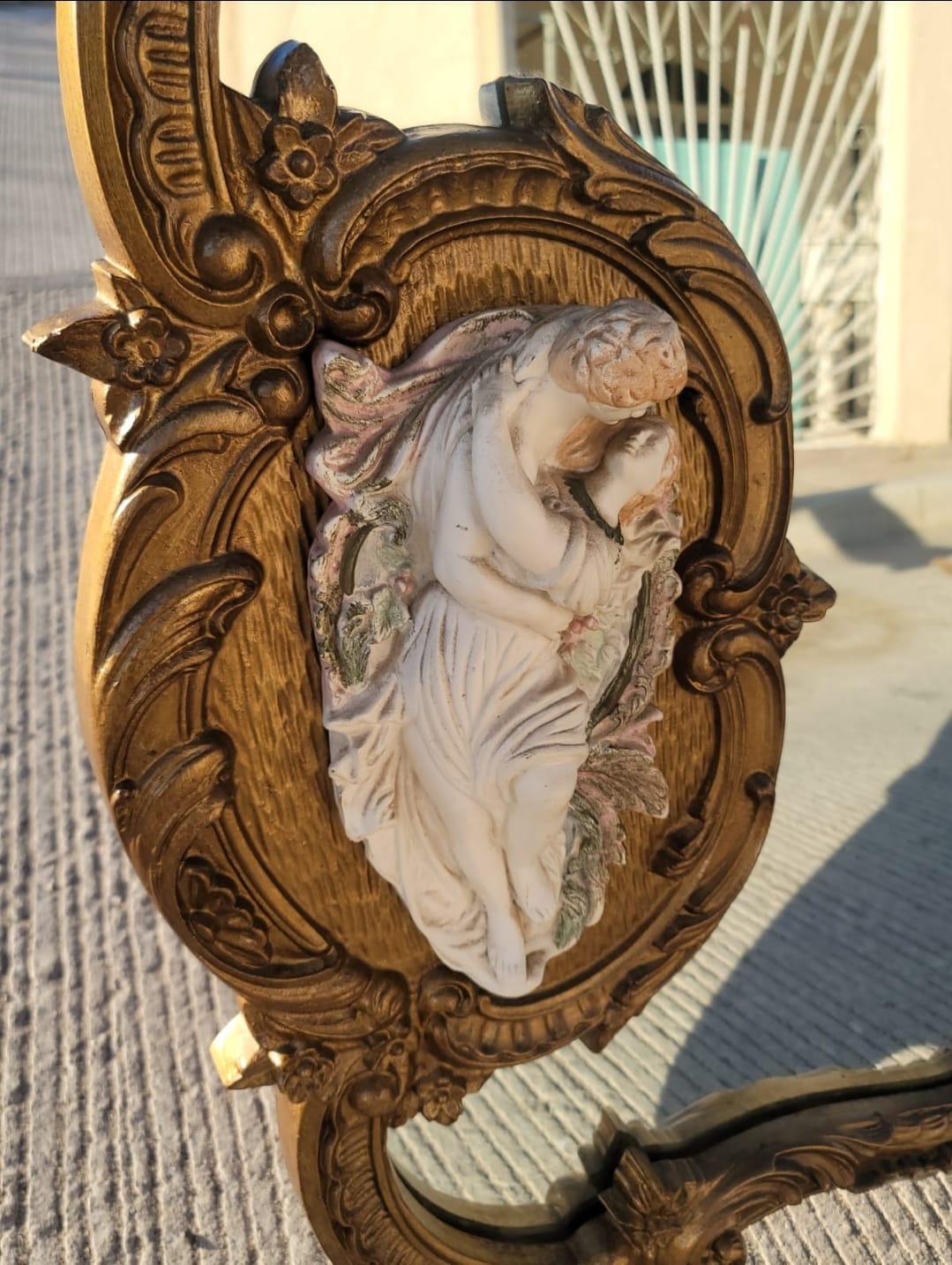 🩷Espejo Rococo Con Decoración de Romeo Y Julieta🩷