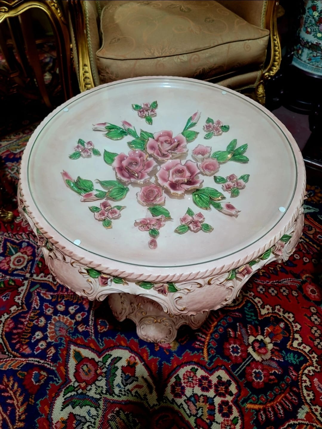🌸Hermosa Mesa Decorativa Capo Del Monte con Diseño Floral en Venta🌸