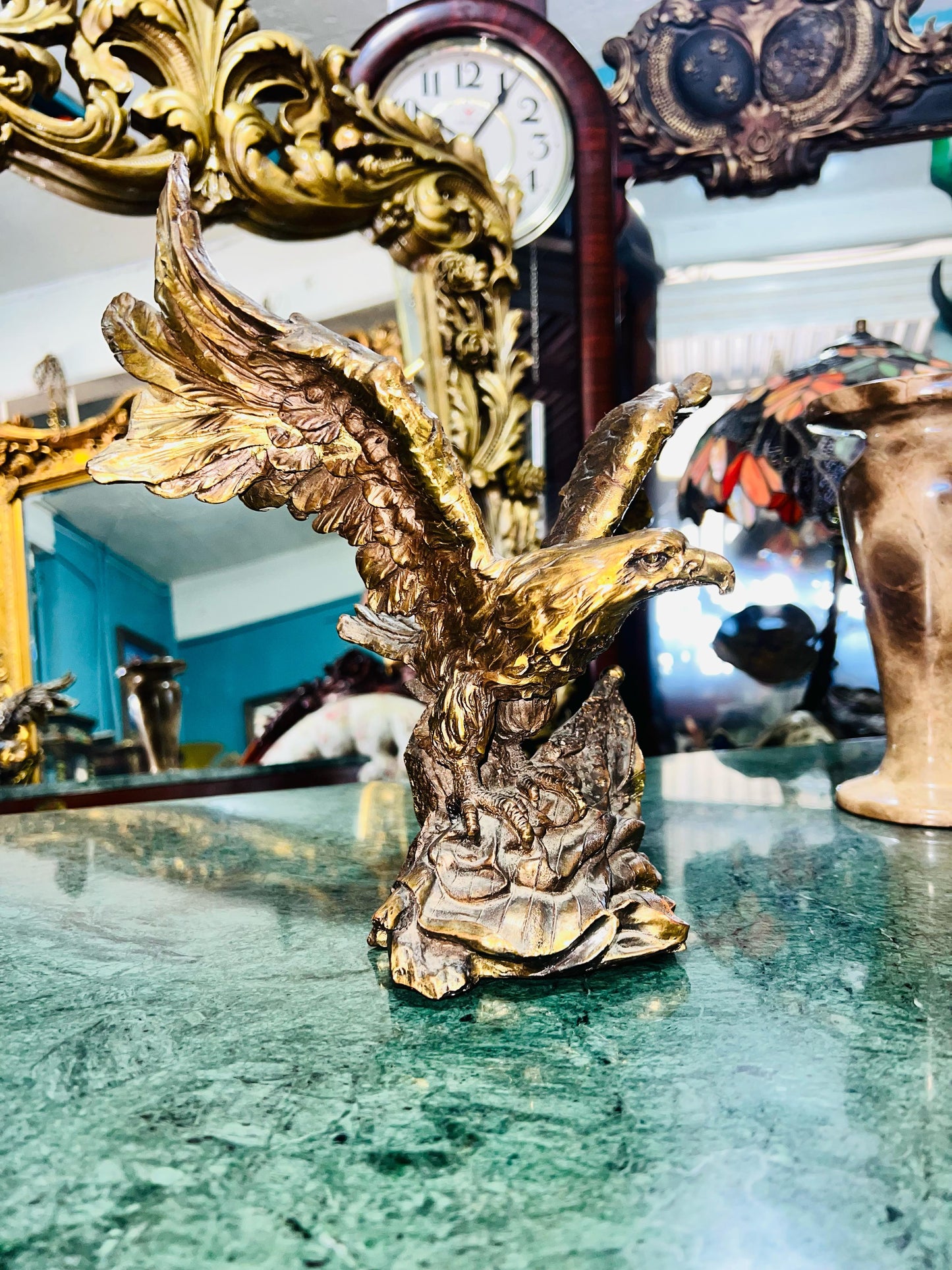 🦅Escultura en resina de Aguila🦅