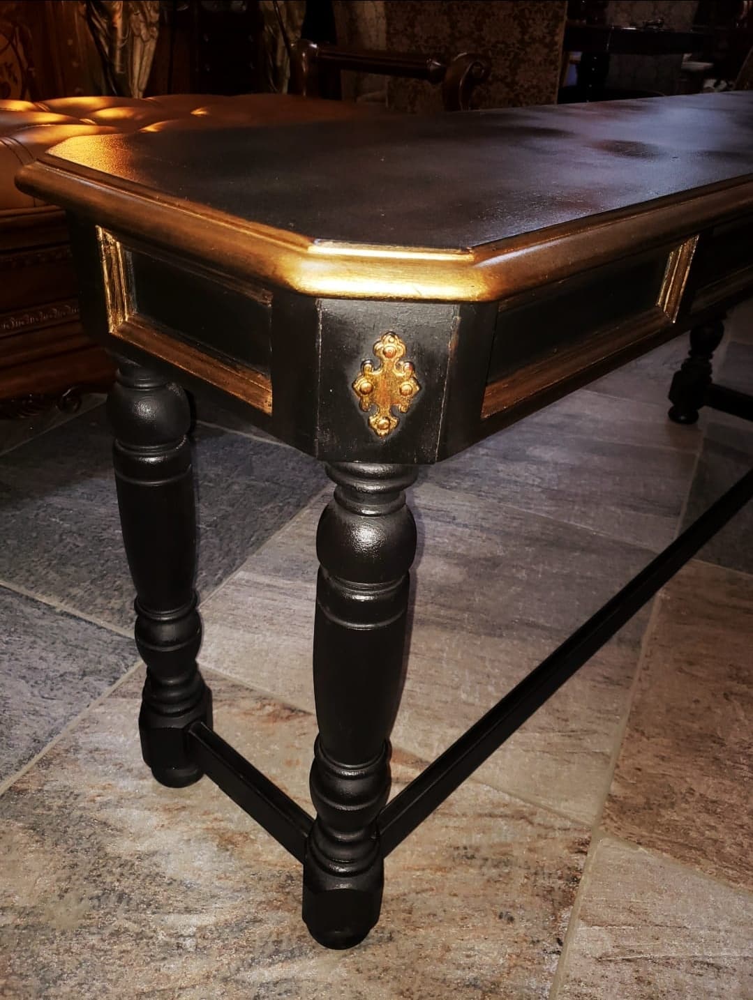 🍀🖤Credenza de madera en tonos color negro y oro antiguo🖤🍀
