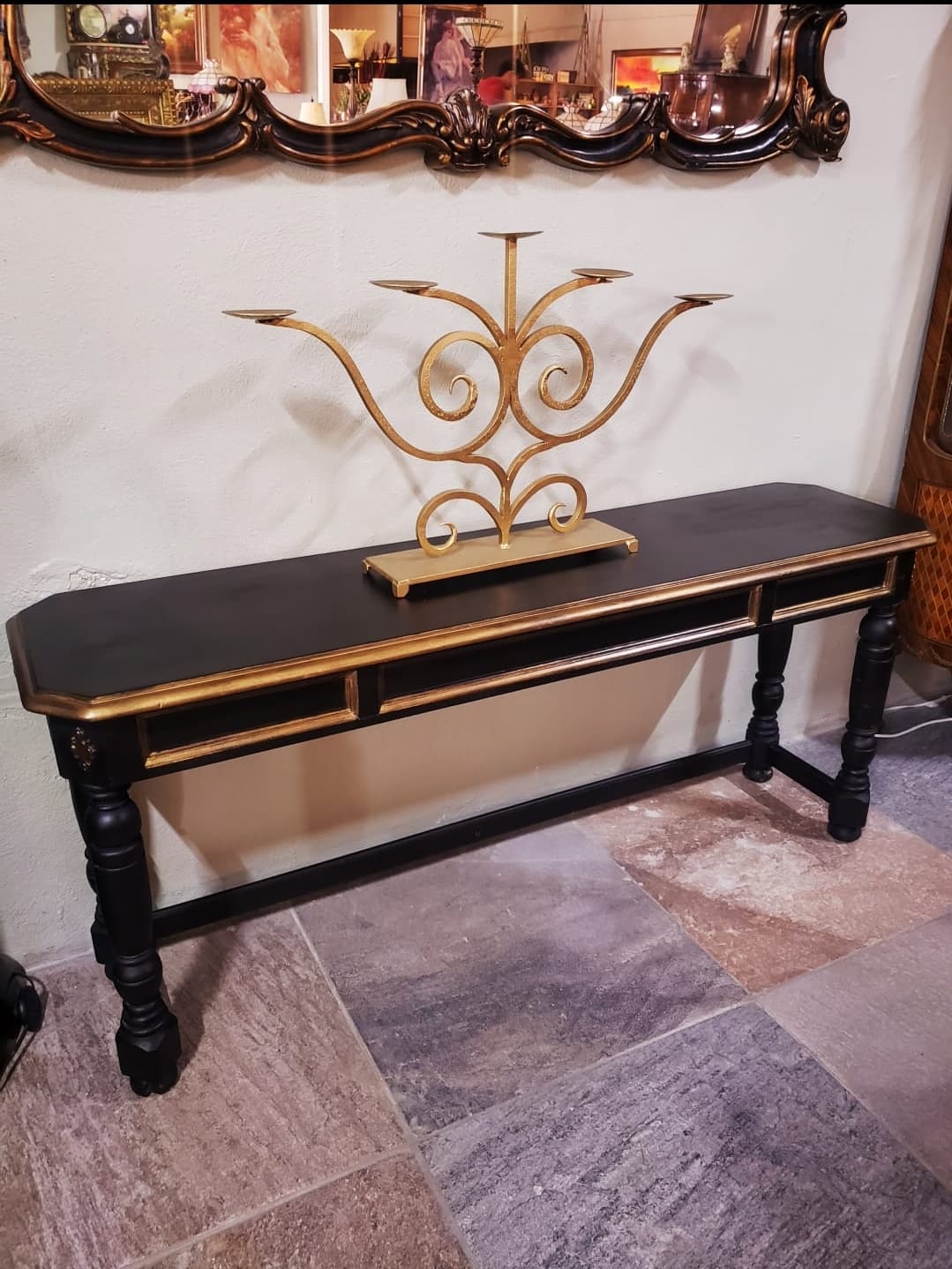 🍀🖤Credenza de madera en tonos color negro y oro antiguo🖤🍀