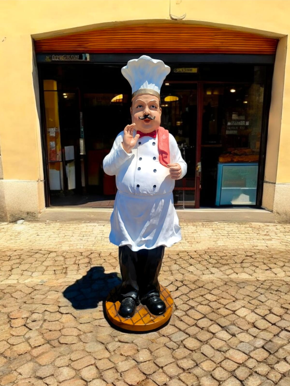 👨‍🍳 “Chef Apasionado” — Escultura de Autor en Resina Pintada a Mano 👨‍🍳