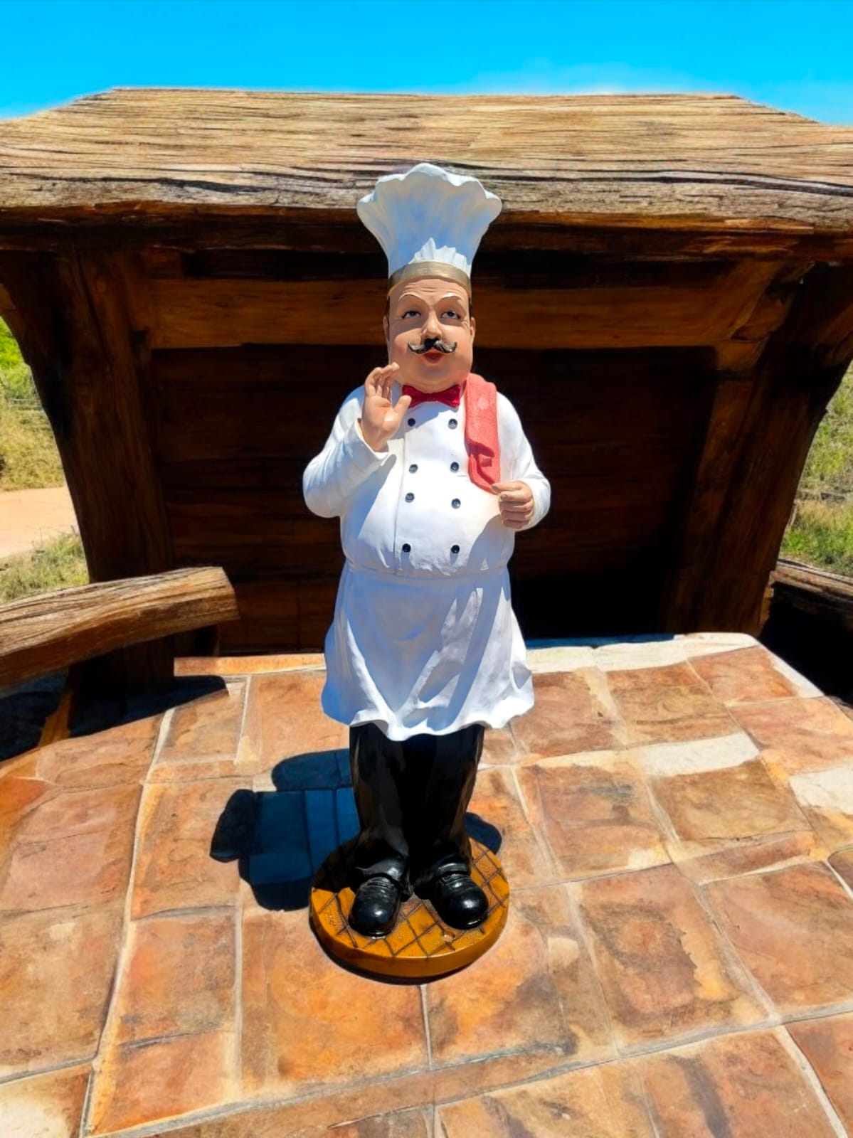 👨‍🍳 “Chef Apasionado” — Escultura de Autor en Resina Pintada a Mano 👨‍🍳