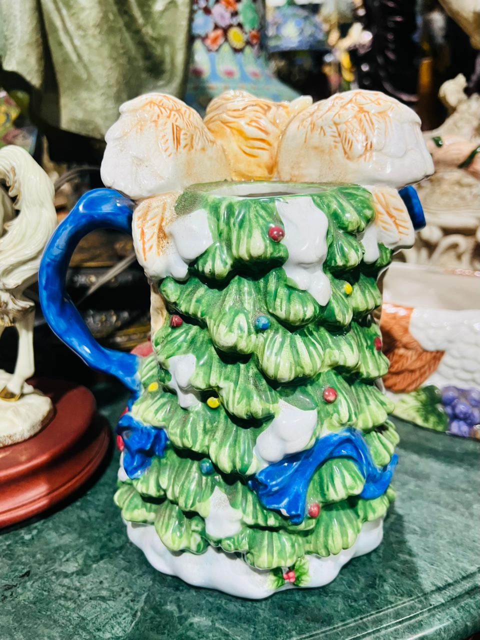 🎄 Jarra de Porcelana Fina con Figuras Angelicales – Vintage Navidad, 22 cm de Alto 🕊️