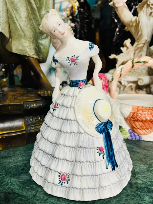 🌺🌸 Figura de Porcelana Fina – “Southern Belle” por Peggy Porcher para Goldscheider, 1950 🕊️🌺