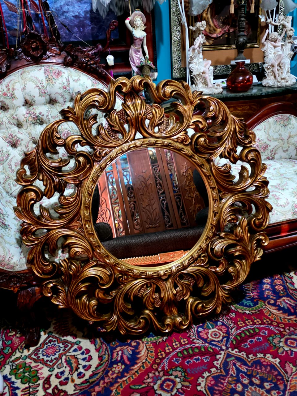 💫Round Circus Style Mirror — Golden Majesty in Resin and Polyurethane💫