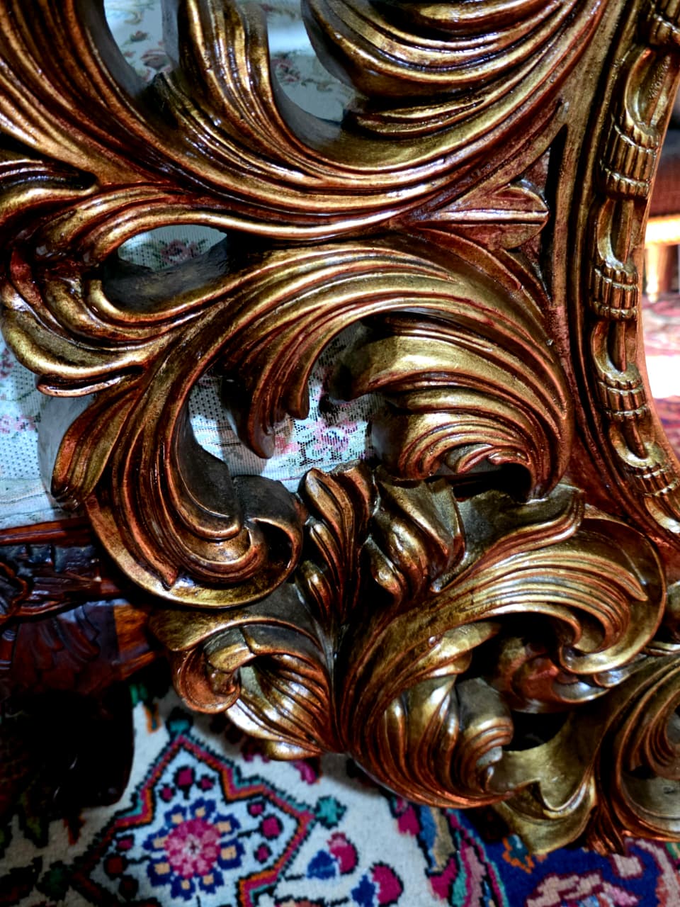 💫Round Circus Style Mirror — Golden Majesty in Resin and Polyurethane💫