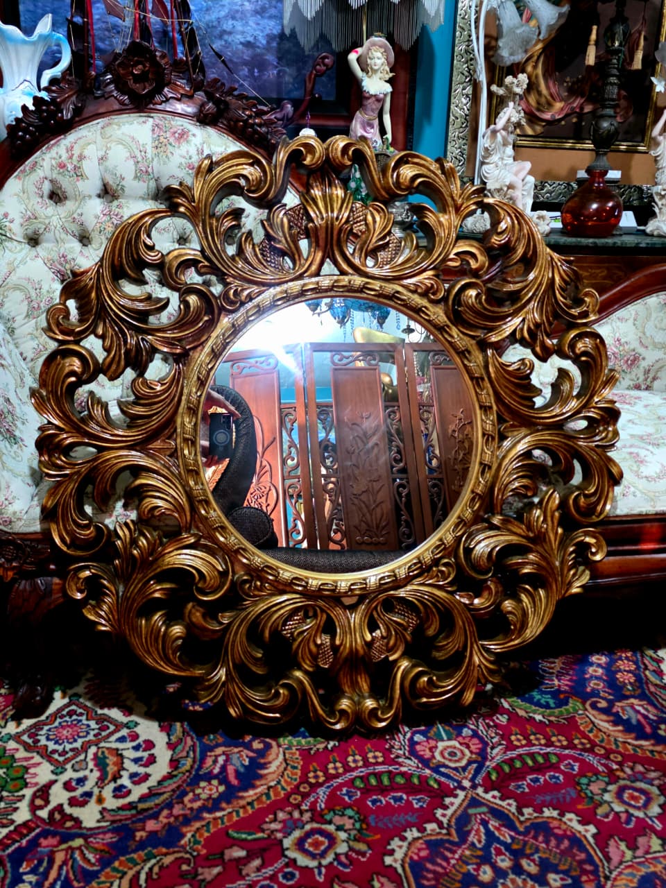 💫Round Circus Style Mirror — Golden Majesty in Resin and Polyurethane💫