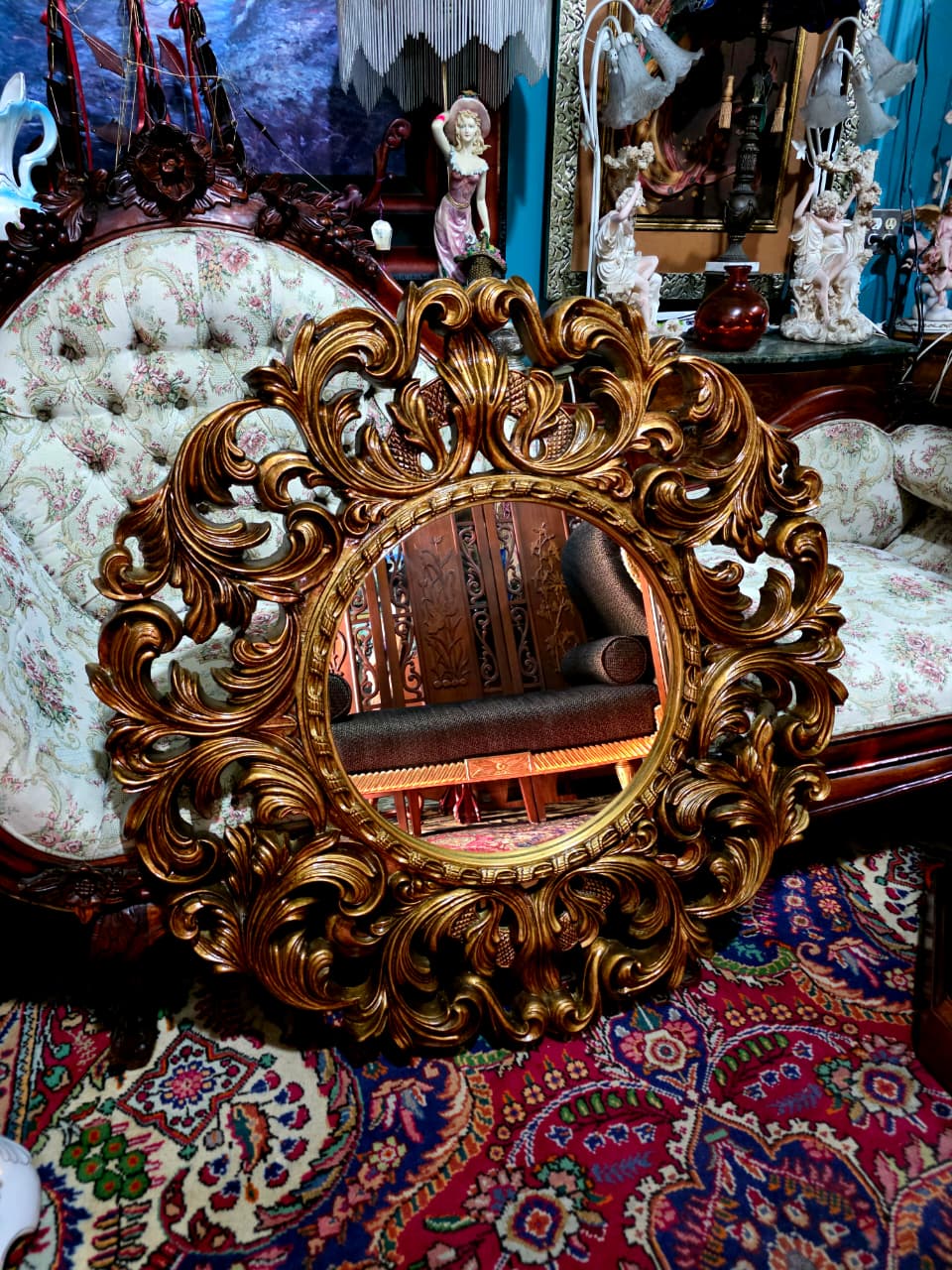 💫Round Circus Style Mirror — Golden Majesty in Resin and Polyurethane💫