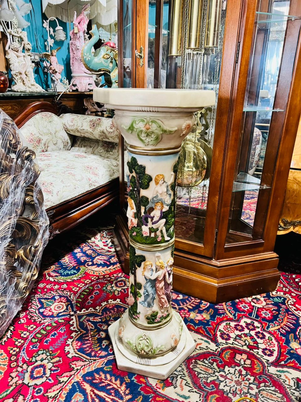 Decorative Pedestal in Classic Style with Figurative Scenes in Relief🏛️