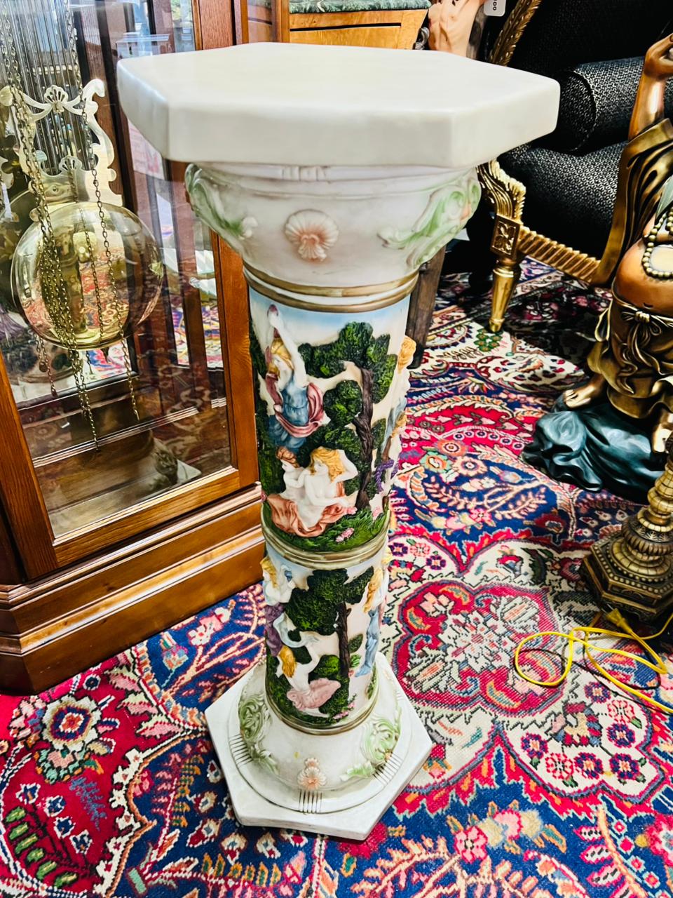 Decorative Pedestal in Classic Style with Figurative Scenes in Relief🏛️