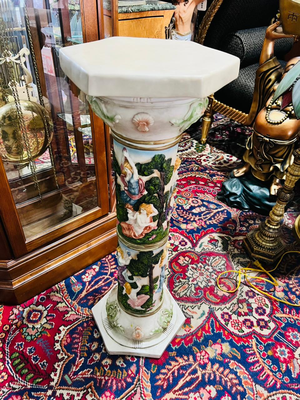 Decorative Pedestal in Classic Style with Figurative Scenes in Relief🏛️