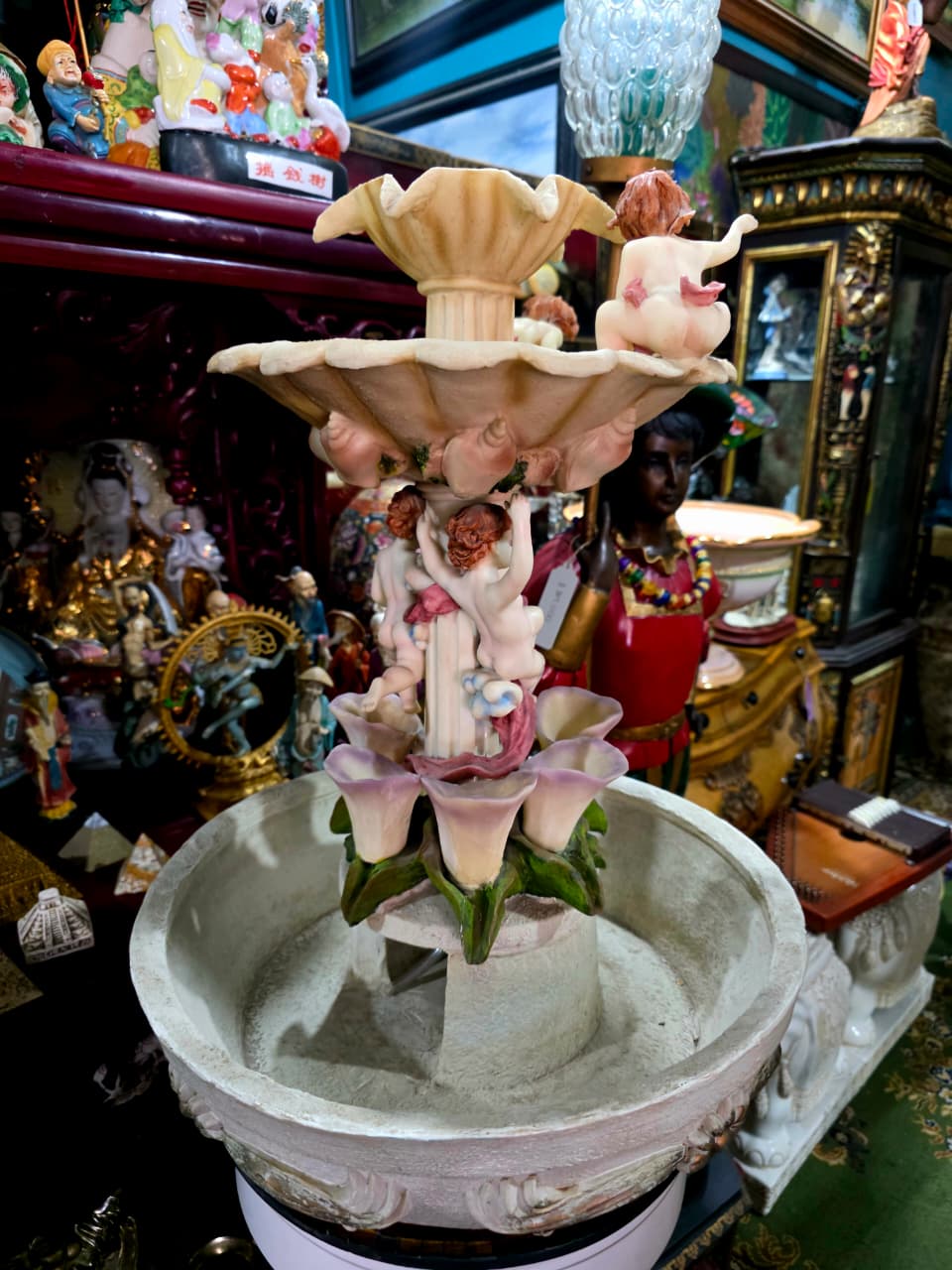 Cherub Fountain with Lilies in Polychrome Resin🕊️
