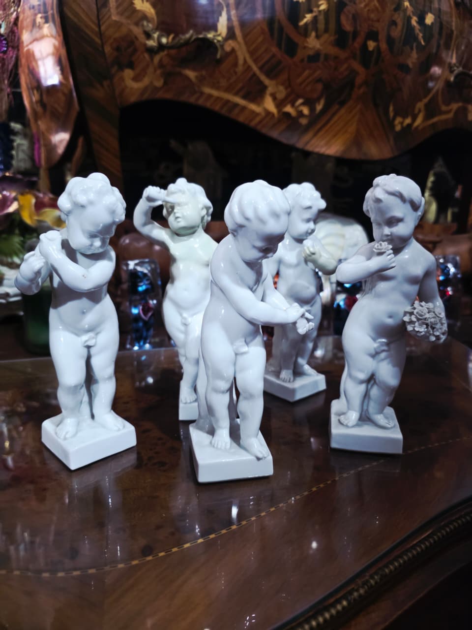 Wallendorf Porcelain Manufactory Fine Porcelain Collection – Five Child Figures🌿🏺