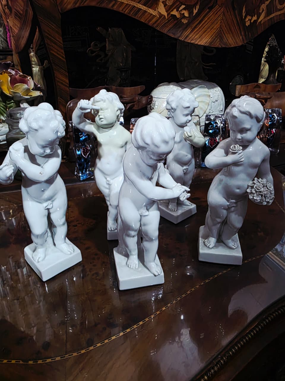Wallendorf Porcelain Manufactory Fine Porcelain Collection – Five Child Figures🌿🏺