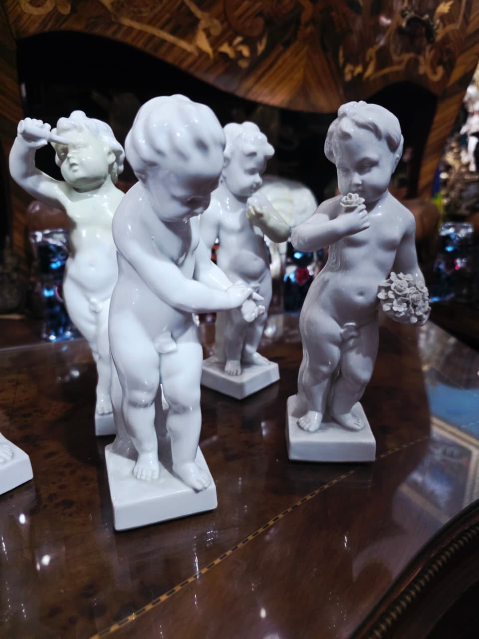 Wallendorf Porcelain Manufactory Fine Porcelain Collection – Five Child Figures🌿🏺
