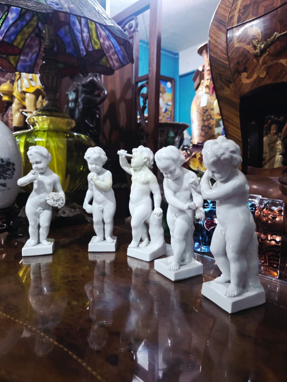 Wallendorf Porcelain Manufactory Fine Porcelain Collection – Five Child Figures🌿🏺