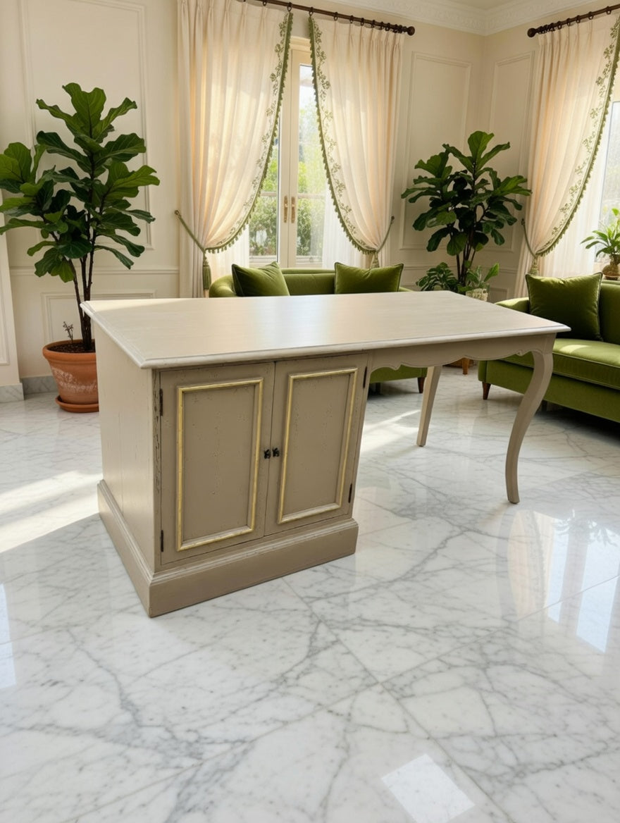 Walnut Wood Desk – Olive Green Distressed Style with Golden Tones 🌳🪞