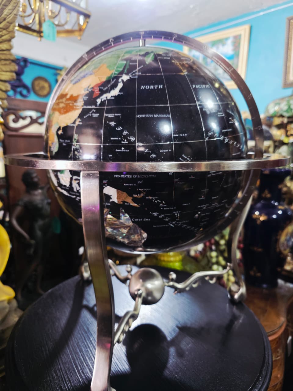 Decorative Onyx Stone Globe – Geographical Elegance and Classic Spirit 🕰️✨